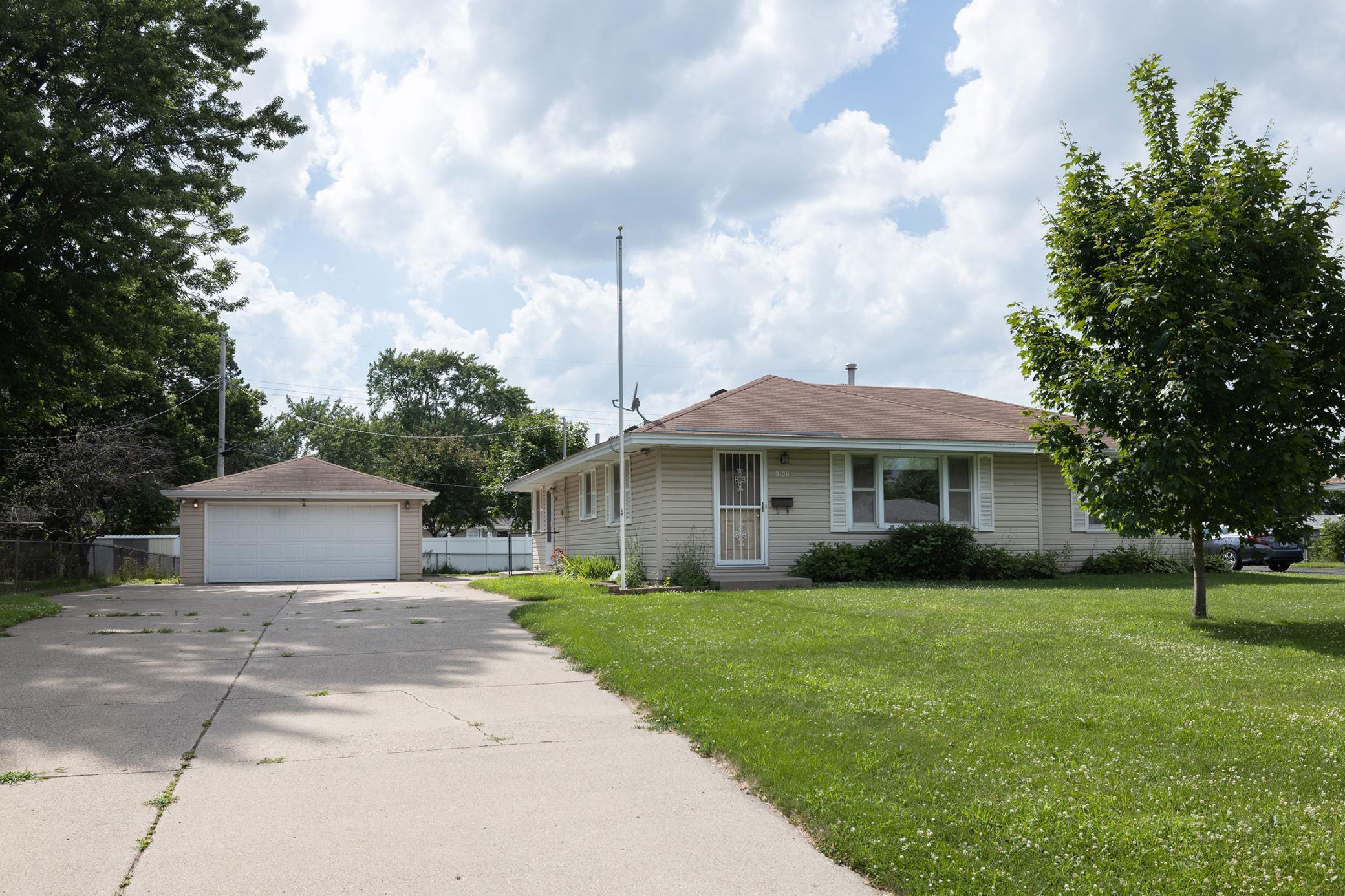View of Residential at 9106 16th Avenue, Bloomington MN 55425, Bloomington - Mike Wilen | Minnesota Team Real Estate