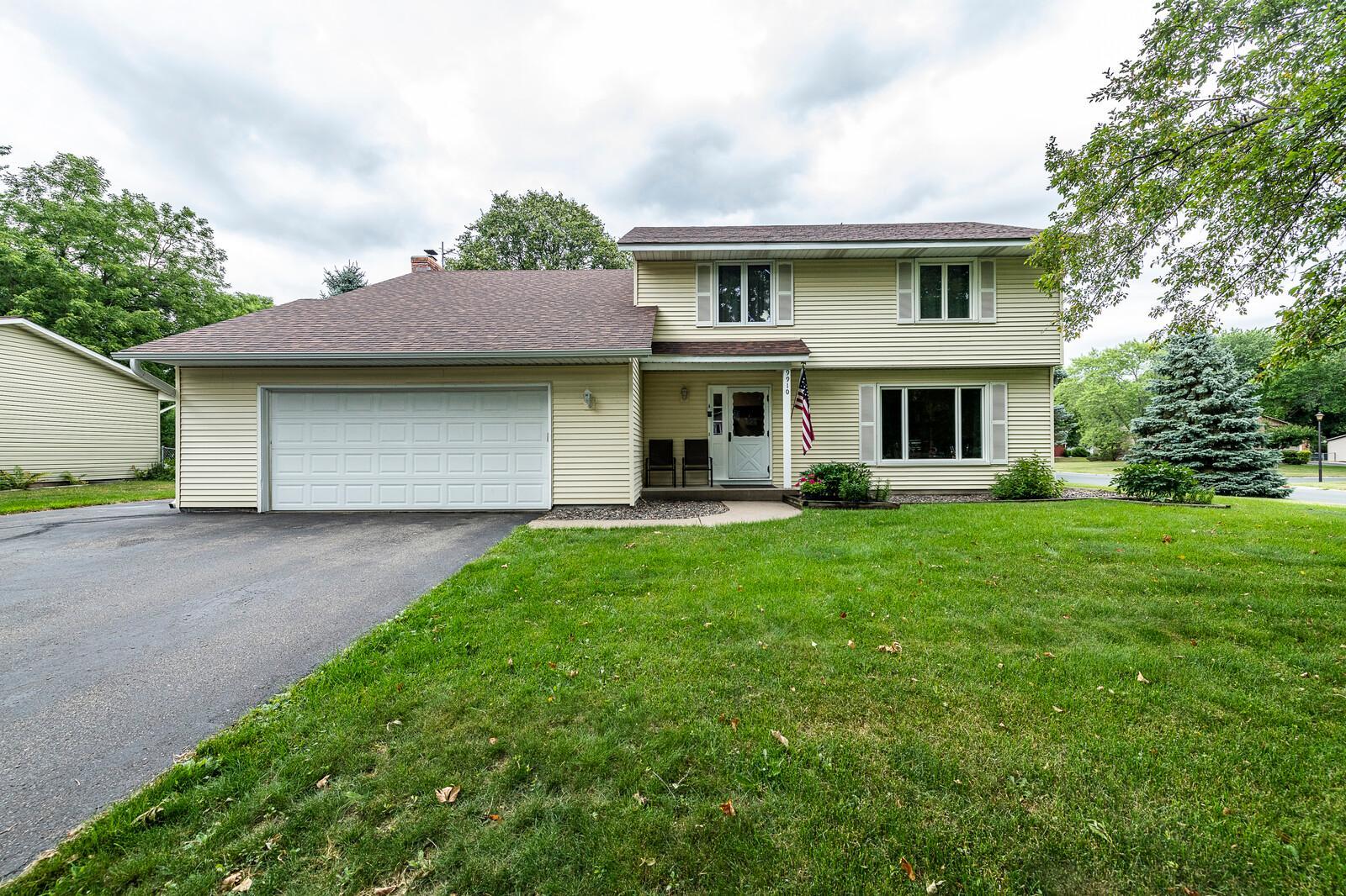 View of Residential at 9910 103rd Avenue, Maple Grove MN 55369, Maple Grove - Mike Wilen | Minnesota Team Real Estate