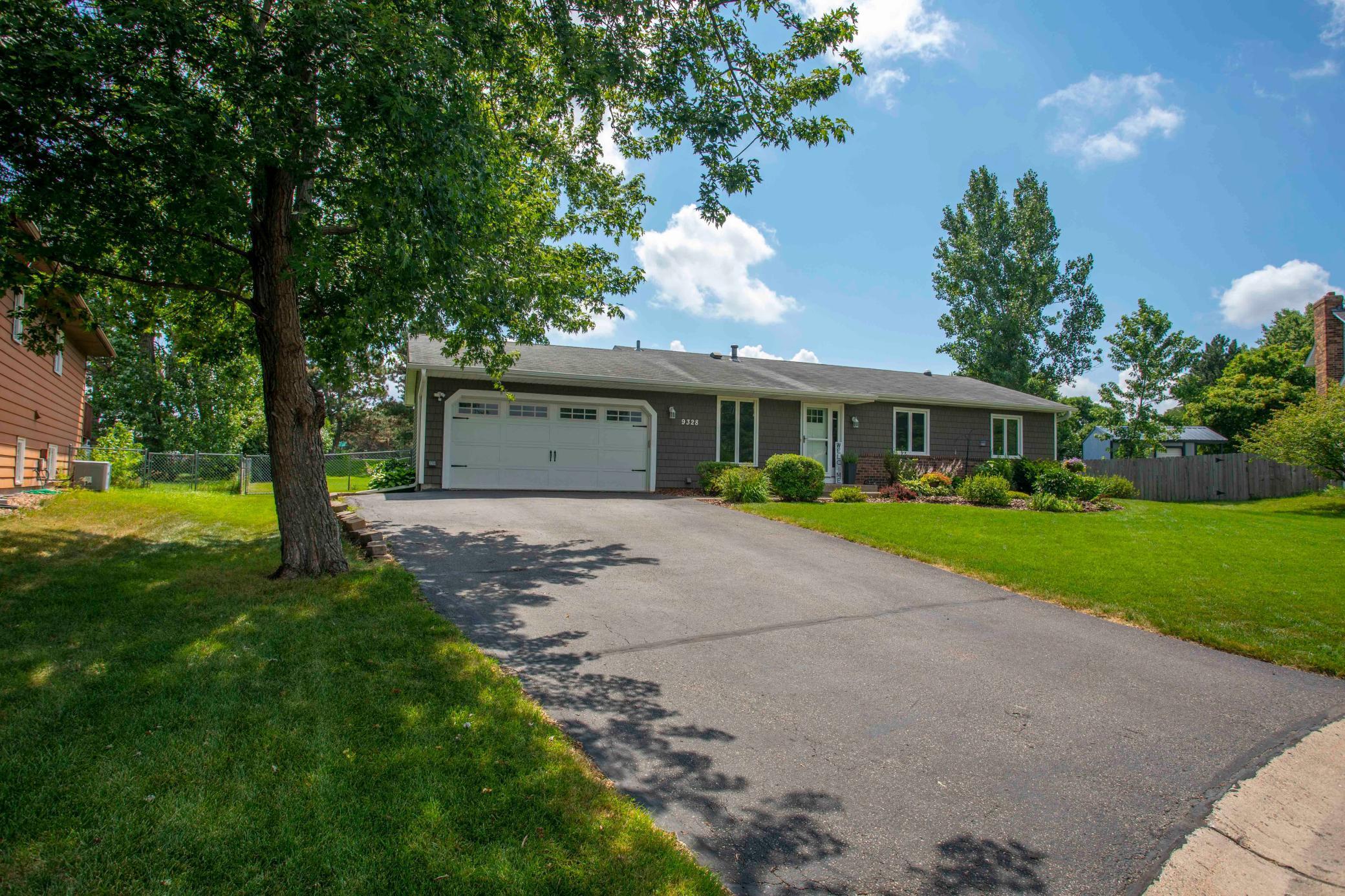 View of Residential at 9328 Kingsview Court, Maple Grove MN 55369, Maple Grove - Mike Wilen | Minnesota Team Real Estate