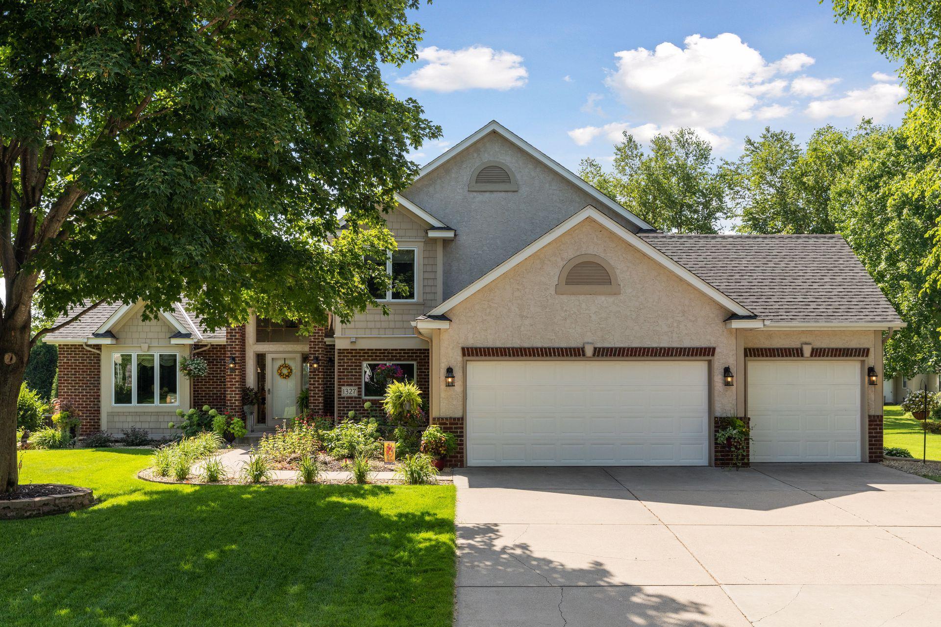 View of Residential at 1327 Iverness Place, Mahtomedi MN 55115, Mahtomedi - Mike Wilen | Minnesota Team Real Estate