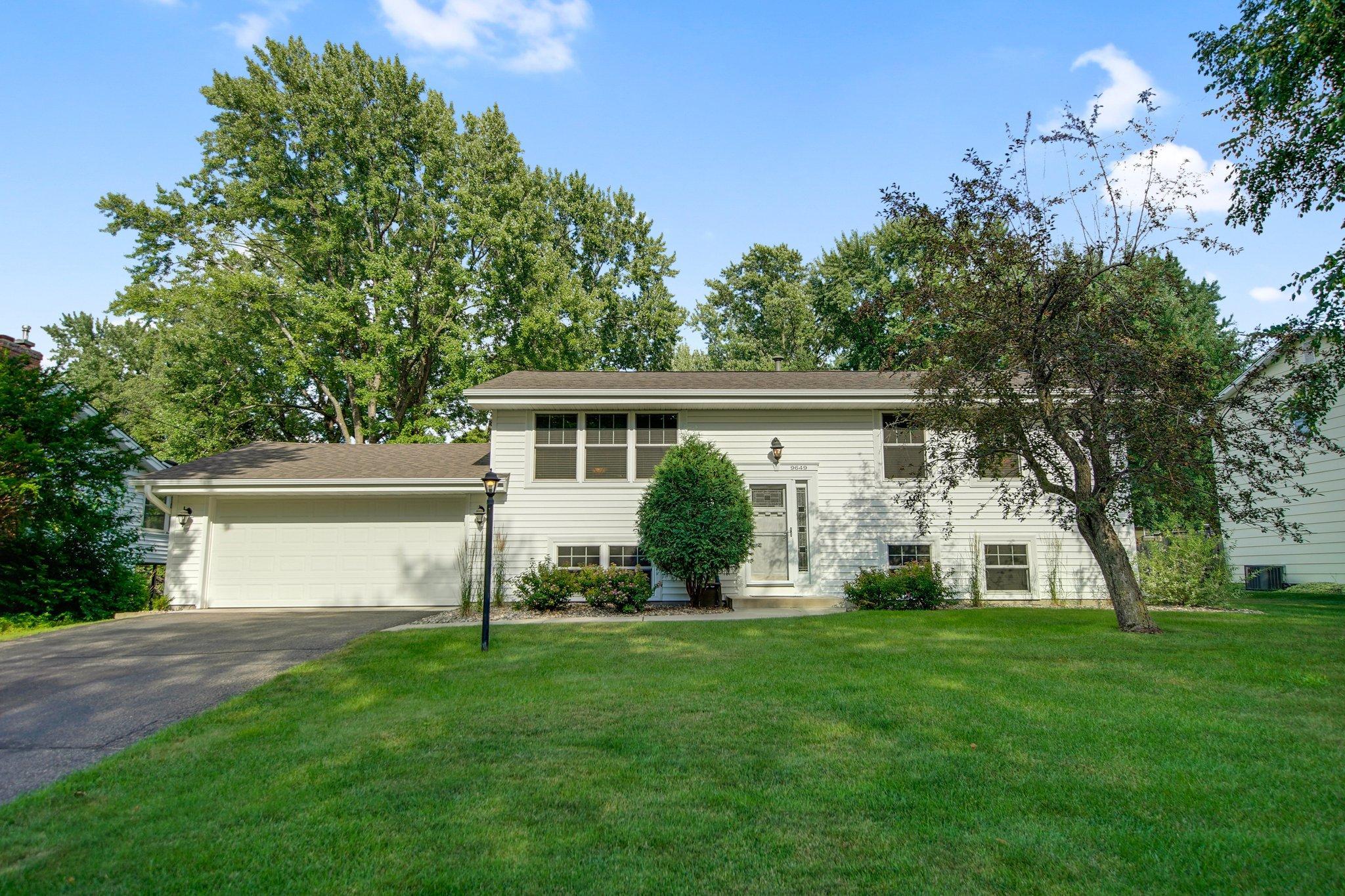 View of Residential at 9649 13th Avenue, Bloomington MN 55425, Bloomington - Mike Wilen | Minnesota Team Real Estate
