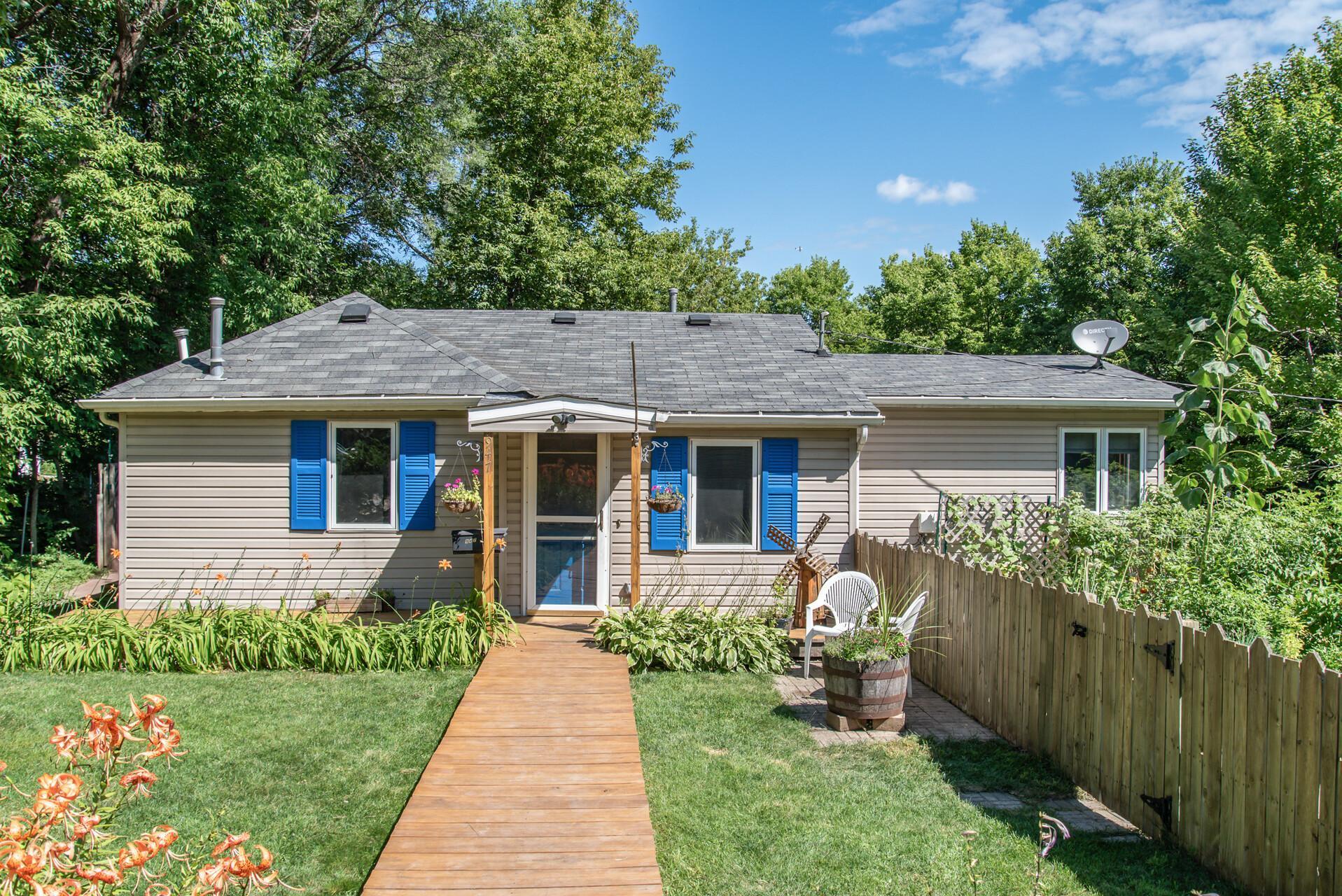 View of Residential at 947 Warner Avenue, South Saint Paul MN 55075, South Saint Paul - Mike Wilen | Minnesota Team Real Estate