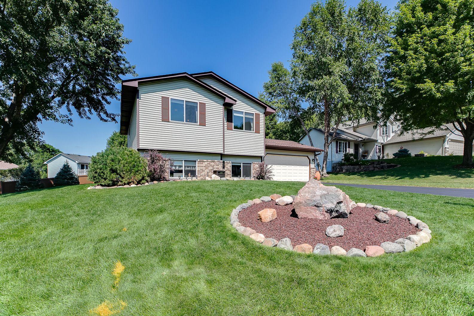View of Residential at 9334 93rd Street, Cottage Grove MN 55016, Cottage Grove - Mike Wilen | Minnesota Team Real Estate
