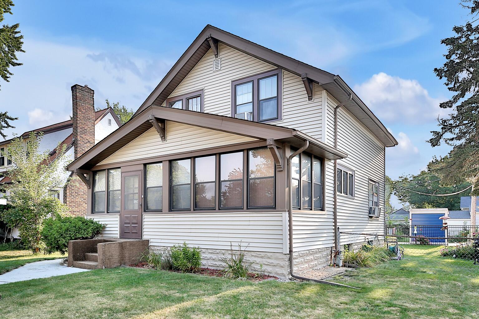 View of Residential at 1274 Snelling Avenue, Saint Paul MN 55108, Saint Paul - Mike Wilen | Minnesota Team Real Estate