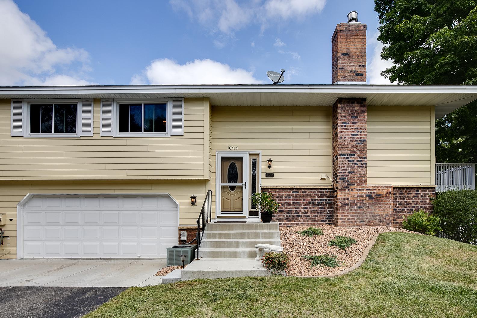 View of Residential at 10414 Decatur Avenue, Bloomington MN 55438, Bloomington - Mike Wilen | Minnesota Team Real Estate