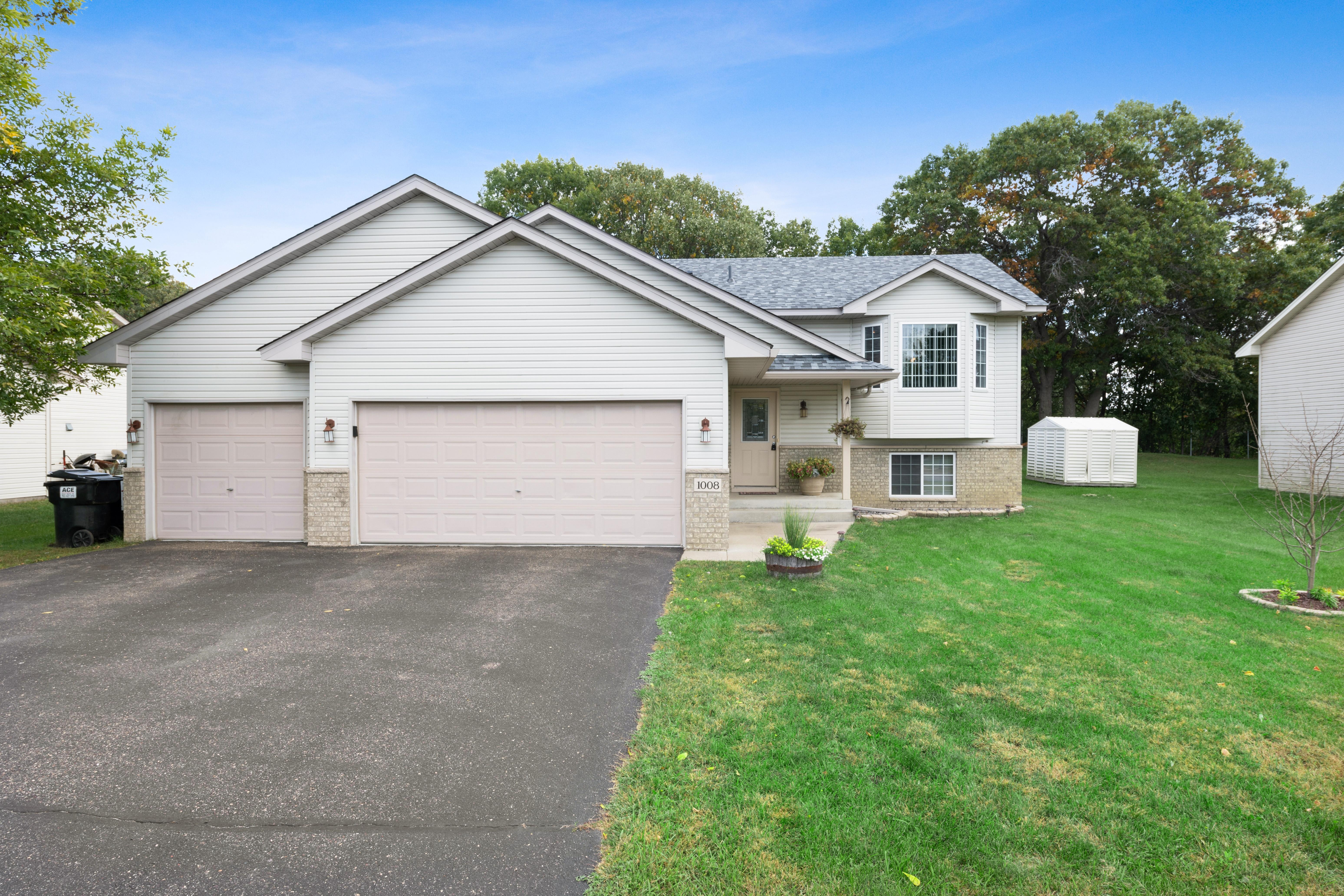 View of Residential at 1008 3rd Avenue, Isanti MN 55040, Isanti - Mike Wilen | Minnesota Team Real Estate