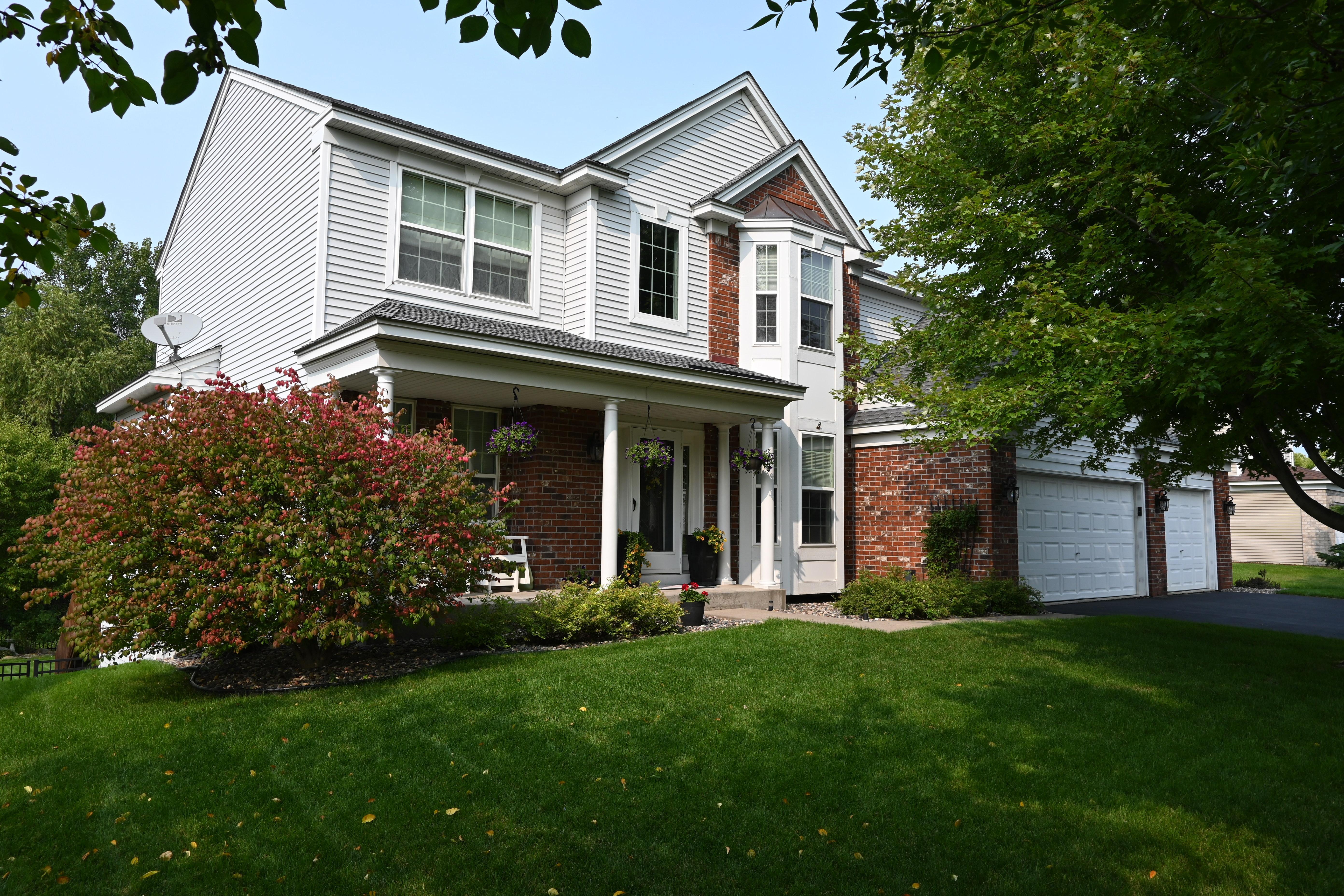 View of Residential at 946 Earley Lake Place, Burnsville MN 55306, Burnsville - Mike Wilen | Minnesota Team Real Estate