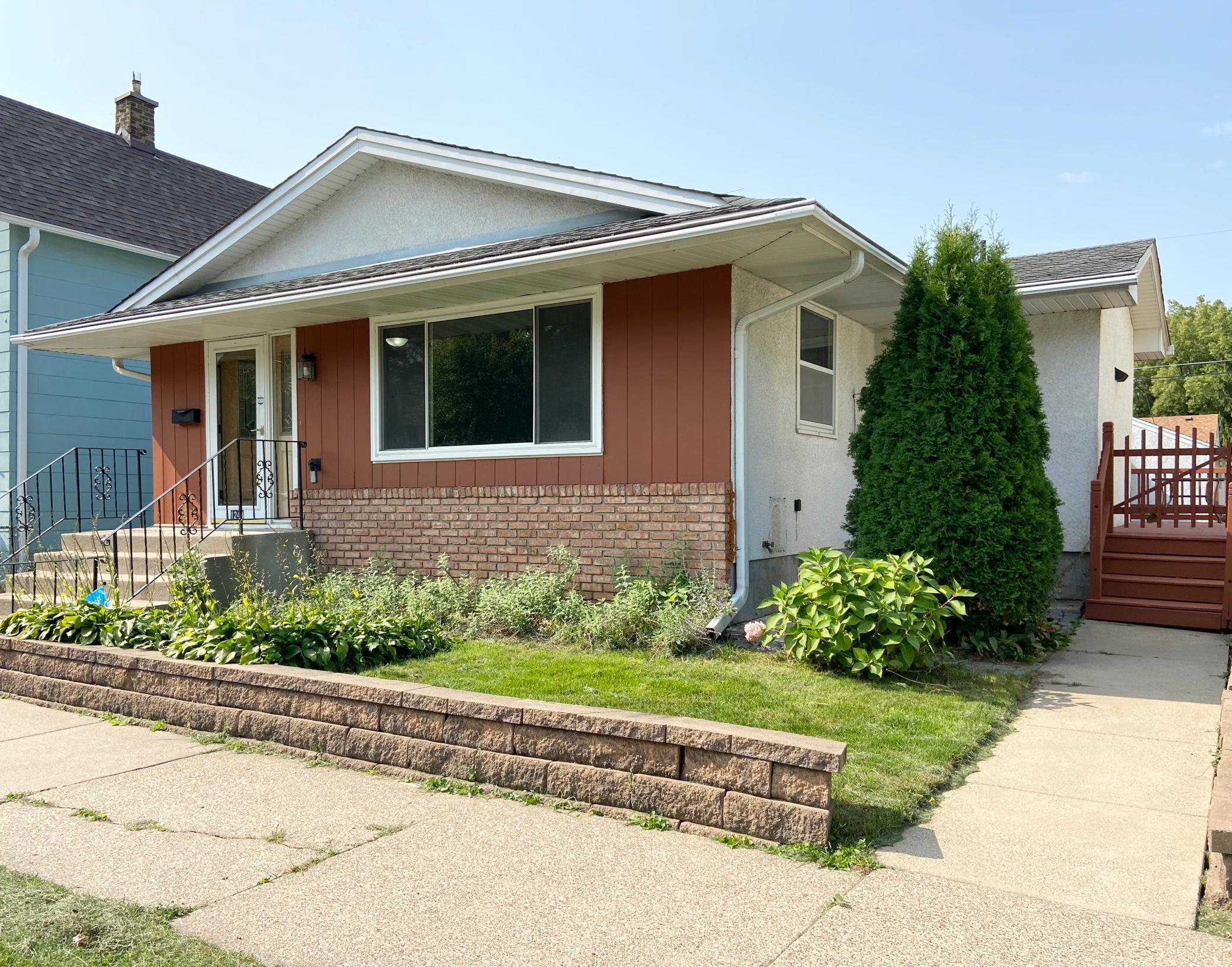 View of Residential at 1249 Woodbridge Street, Saint Paul MN 55117, Saint Paul - Mike Wilen | Minnesota Team Real Estate