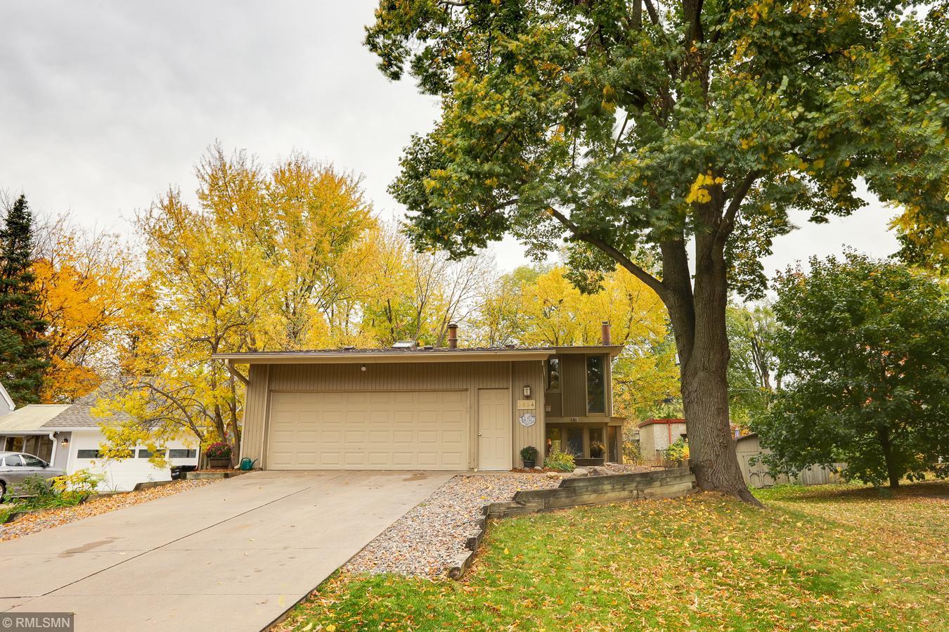 View of Residential at 1854 Kenwood Drive, Maplewood MN 55117, Maplewood - Mike Wilen | Minnesota Team Real Estate