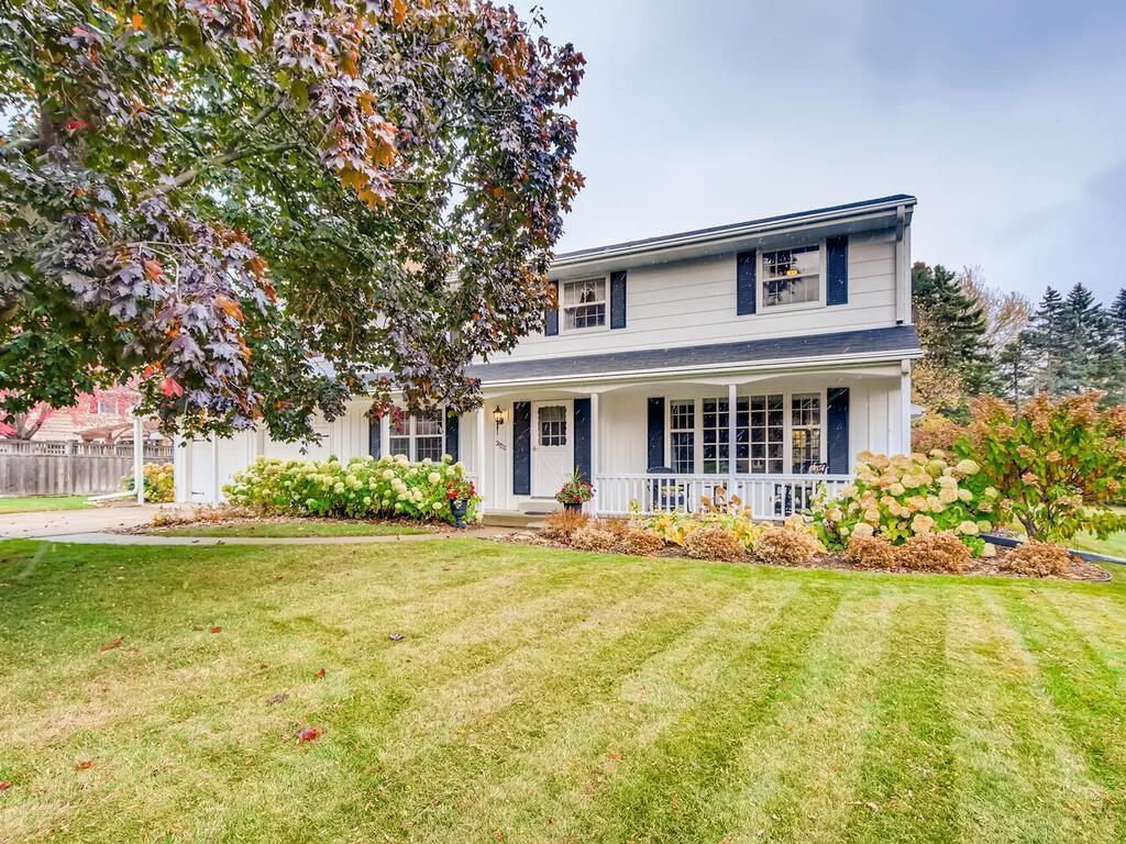 View of Residential at 2920 Aldine Street, Roseville MN 55113, Roseville - Mike Wilen | Minnesota Team Real Estate