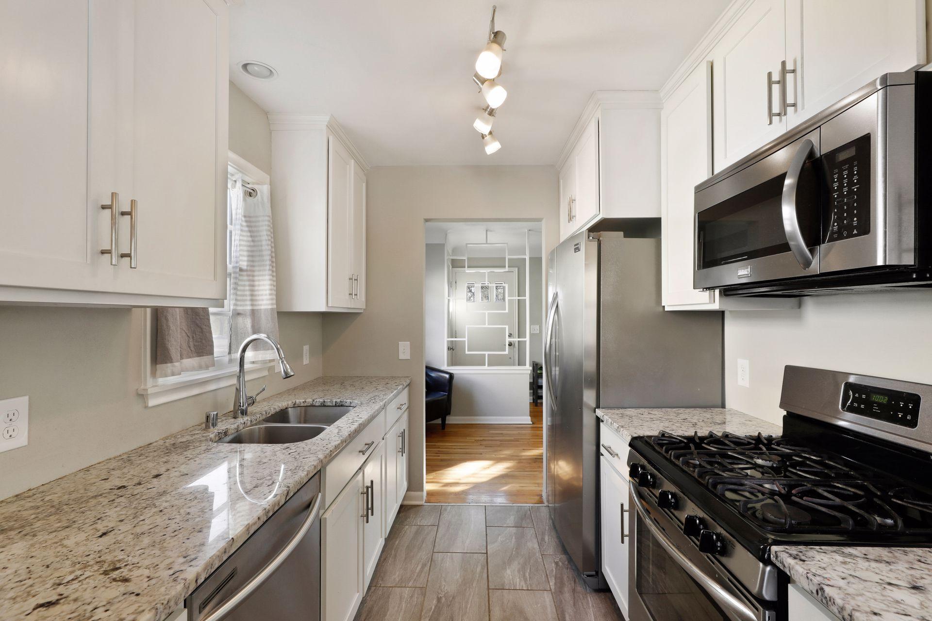 View of Residential at 1129 Dale Street, Saint Paul MN 55117, Saint Paul - Mike Wilen | Minnesota Team Real Estate