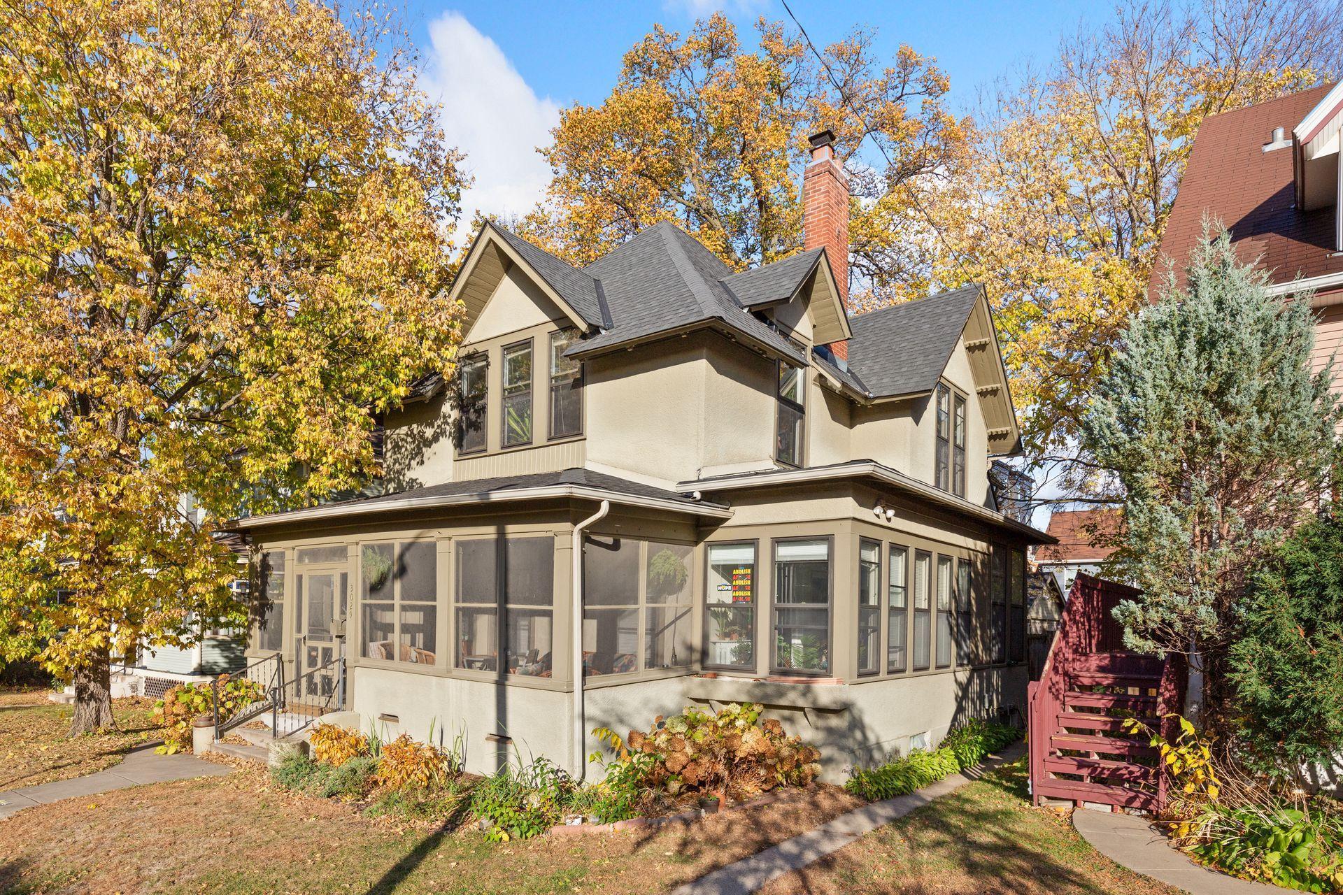 View of Residential Income at 3029 Irving Avenue, Minneapolis MN 55408, Minneapolis - Mike Wilen | Minnesota Team Real Estate