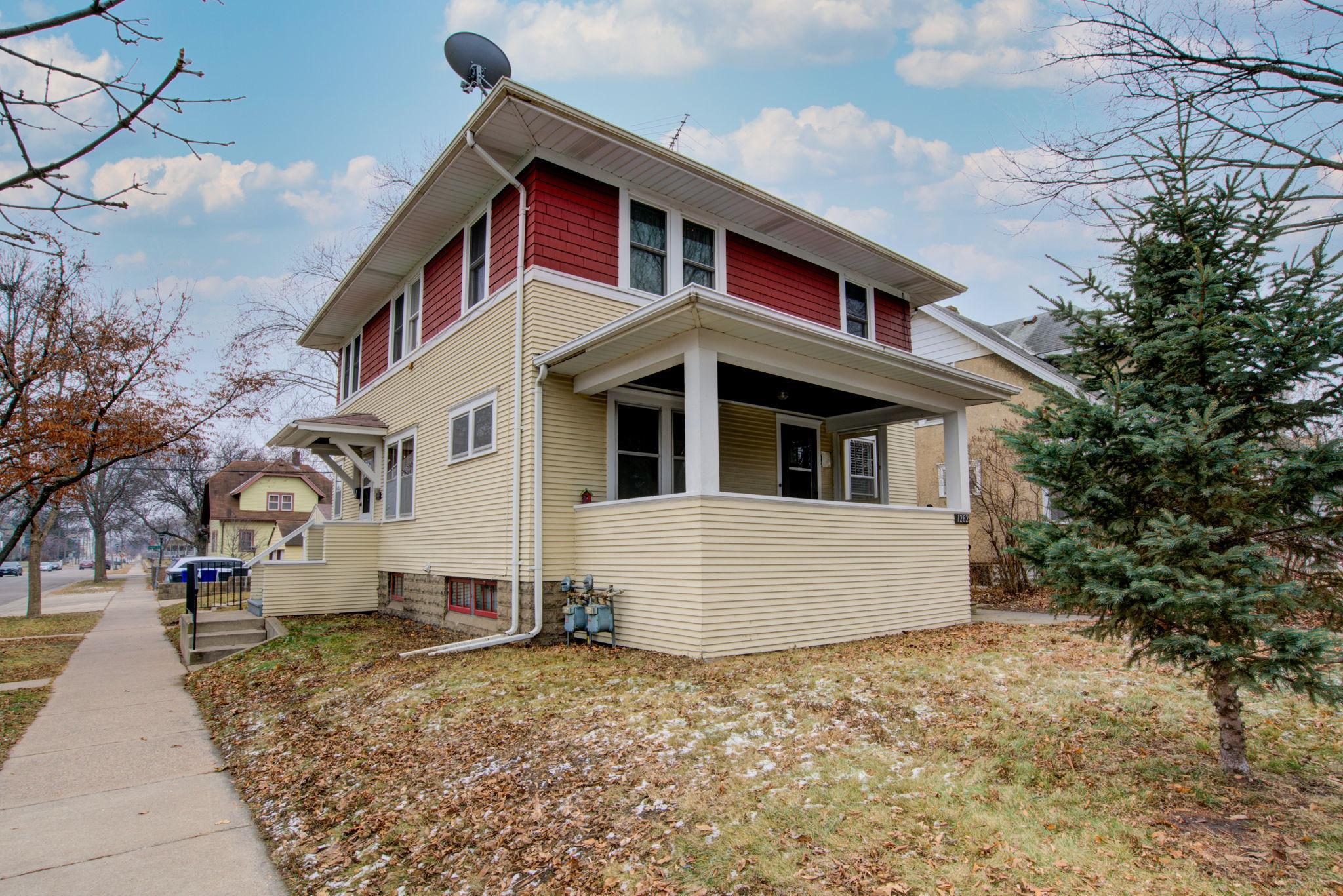 View of Residential Income at 1282 Thomas Avenue, Saint Paul MN 55104, Saint Paul - Mike Wilen | Minnesota Team Real Estate