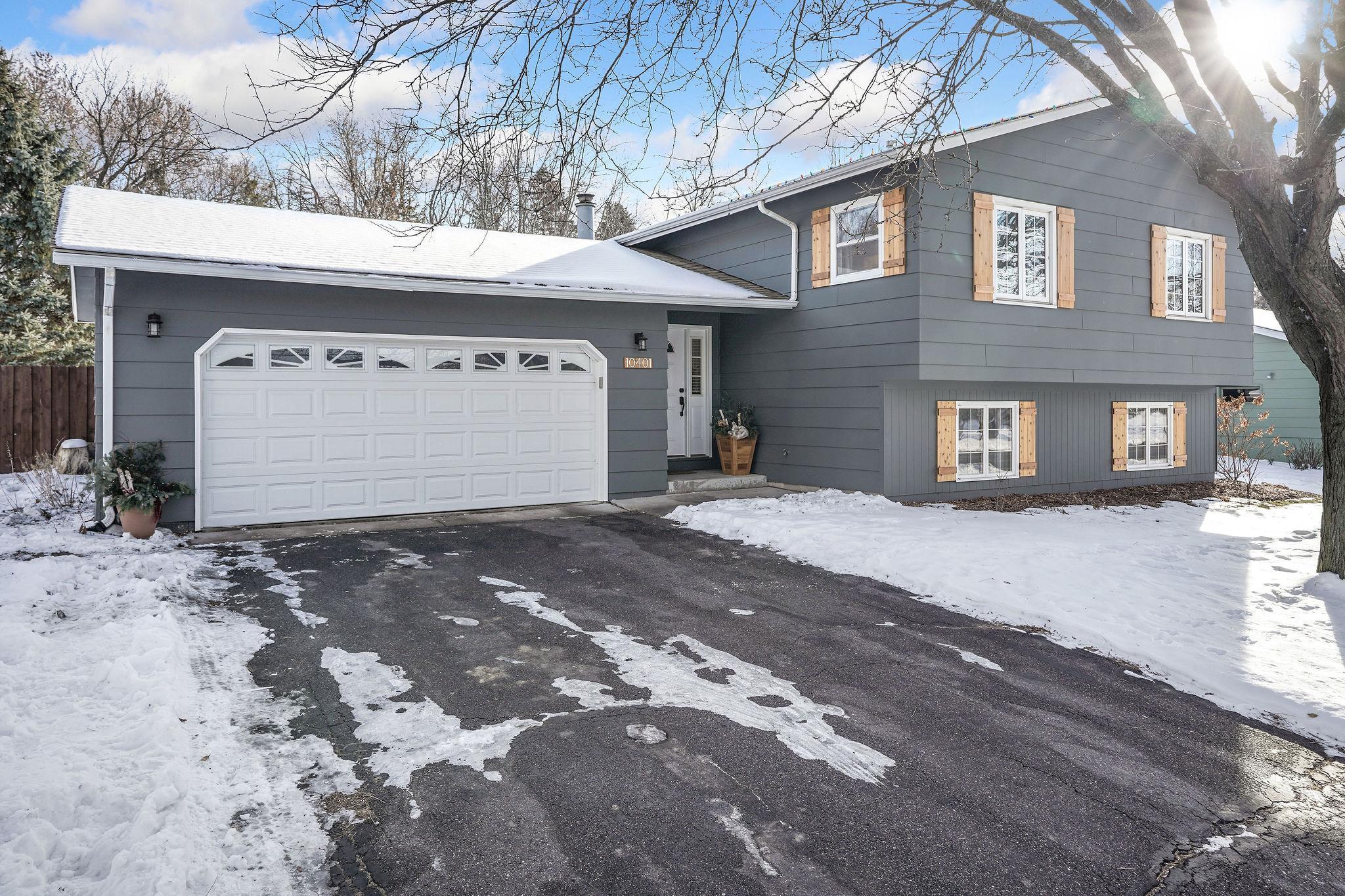 View of Residential at 10401 Nesbitt Avenue, Bloomington MN 55437, Bloomington - Mike Wilen | Minnesota Team Real Estate