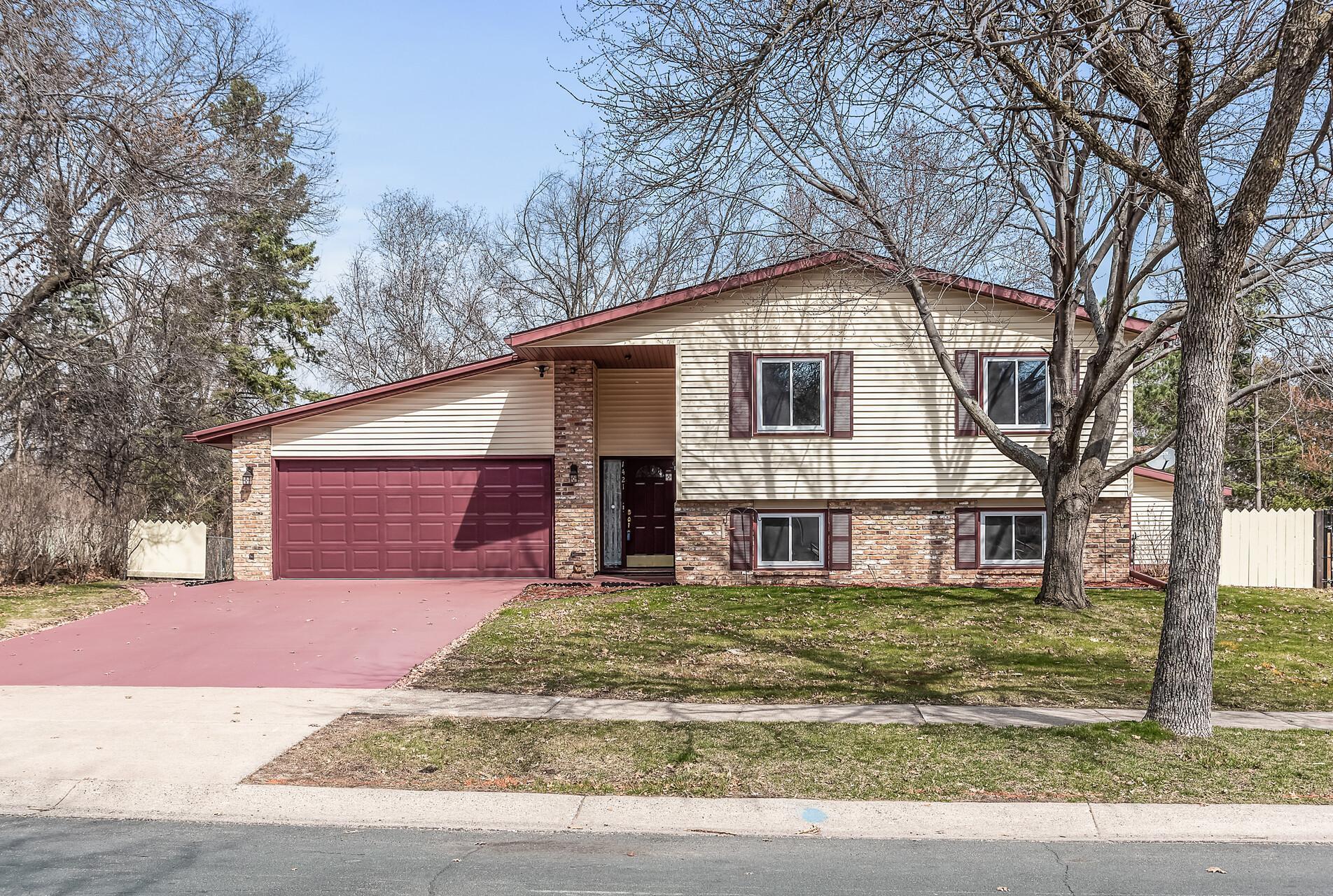 View of Residential at 1421 98th Lane, Coon Rapids MN 55433, Coon Rapids - Mike Wilen | Minnesota Team Real Estate