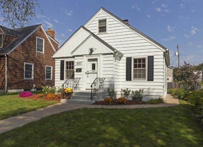 View of Residential at 1423 Eleanor Avenue, Saint Paul MN 55116, Saint Paul - Mike Wilen | Minnesota Team Real Estate
