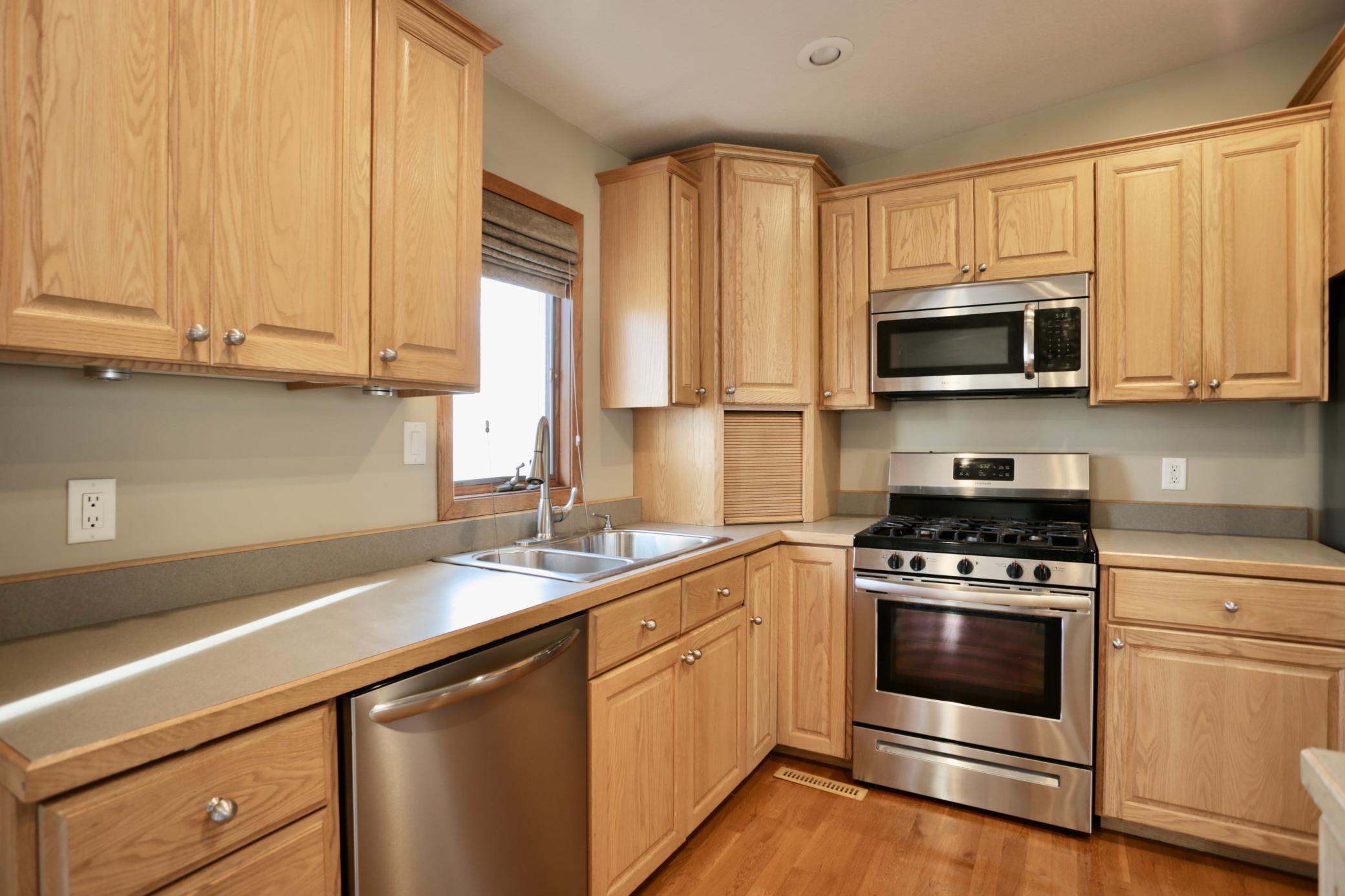 View of Residential at 6581 21st Street, Oakdale MN 55128, Oakdale - Mike Wilen | Minnesota Team Real Estate