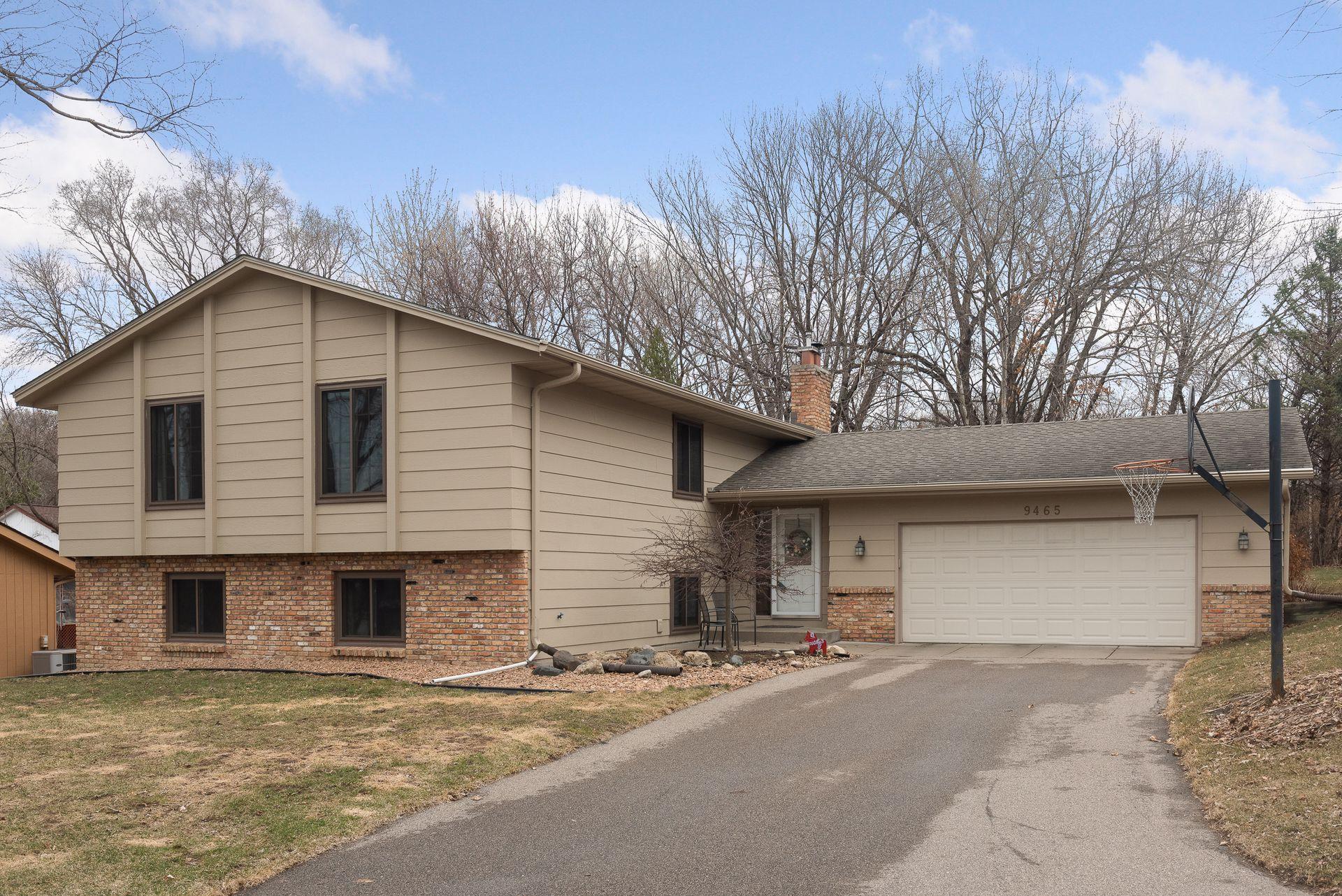 View of Residential at 9465 Aspen Circle, Eden Prairie MN 55347, Eden Prairie - Mike Wilen | Minnesota Team Real Estate