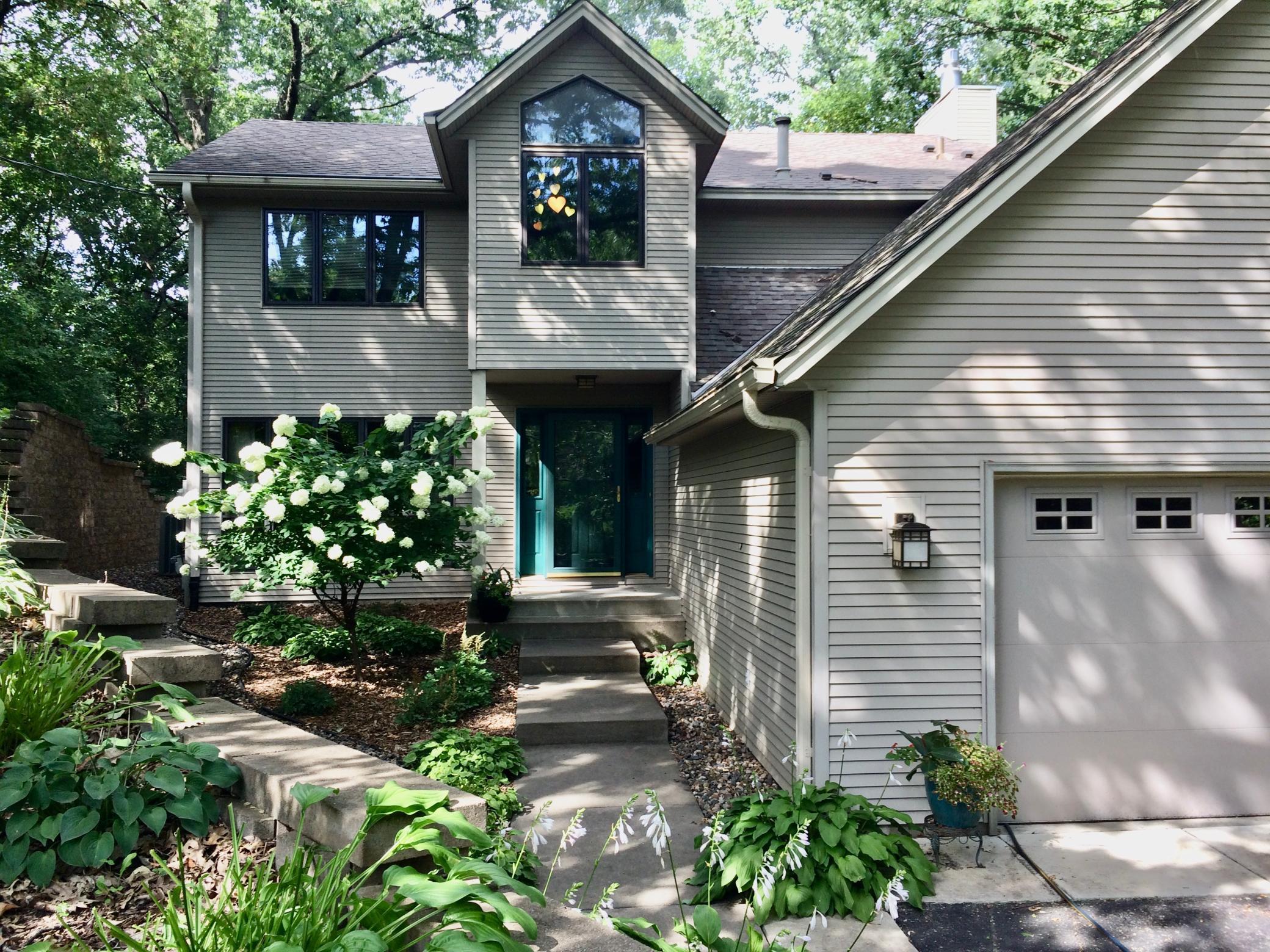 View of Residential at 284 Cimarron Road, Apple Valley MN 55124, Apple Valley - Mike Wilen | Minnesota Team Real Estate