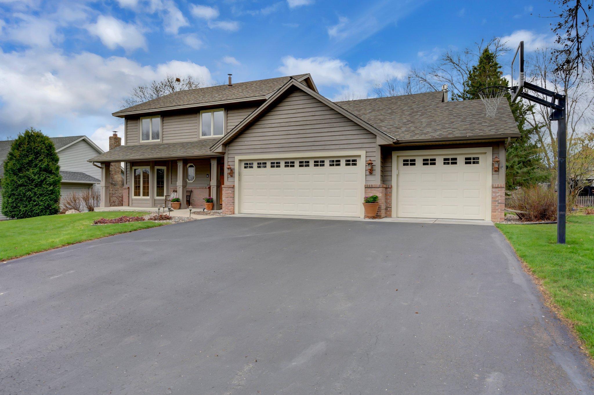 View of Residential at 15425 47th Avenue, Plymouth MN 55446, Plymouth - Mike Wilen | Minnesota Team Real Estate