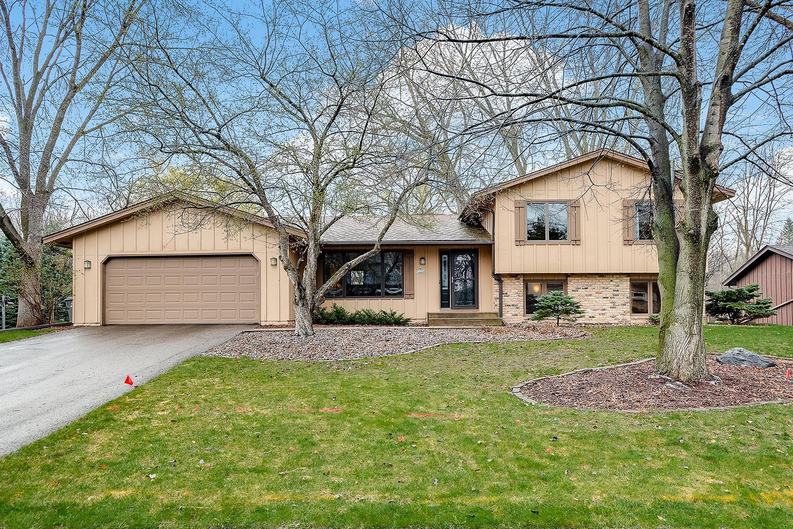 View of Residential at 7276 Tartan Curve, Eden Prairie MN 55346, Eden Prairie - Mike Wilen | Minnesota Team Real Estate