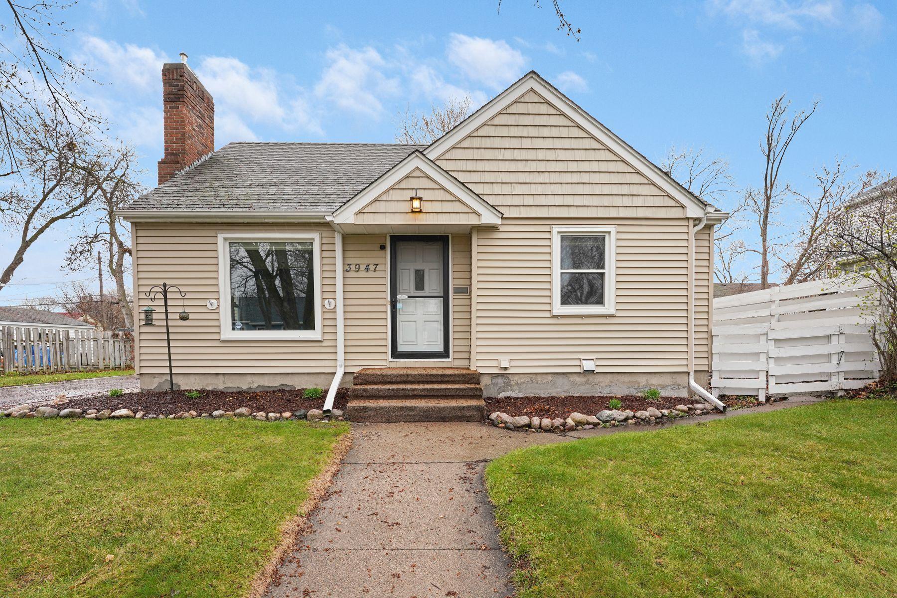 View of Residential at 3947 Yates Avenue, Robbinsdale MN 55422, Robbinsdale - Mike Wilen | Minnesota Team Real Estate