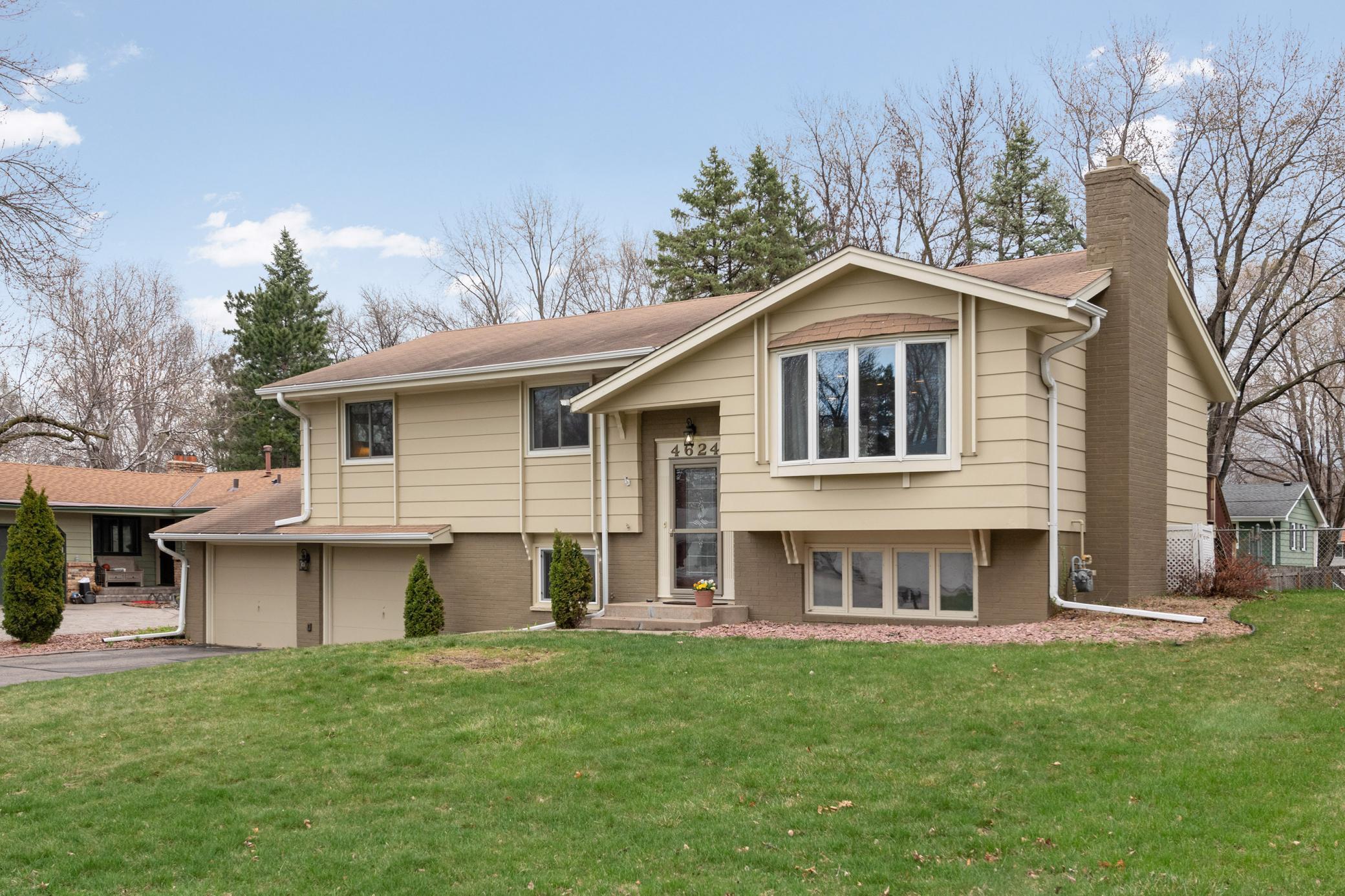 View of Residential at 4624 Hillsboro Avenue, New Hope MN 55428, New Hope - Mike Wilen | Minnesota Team Real Estate