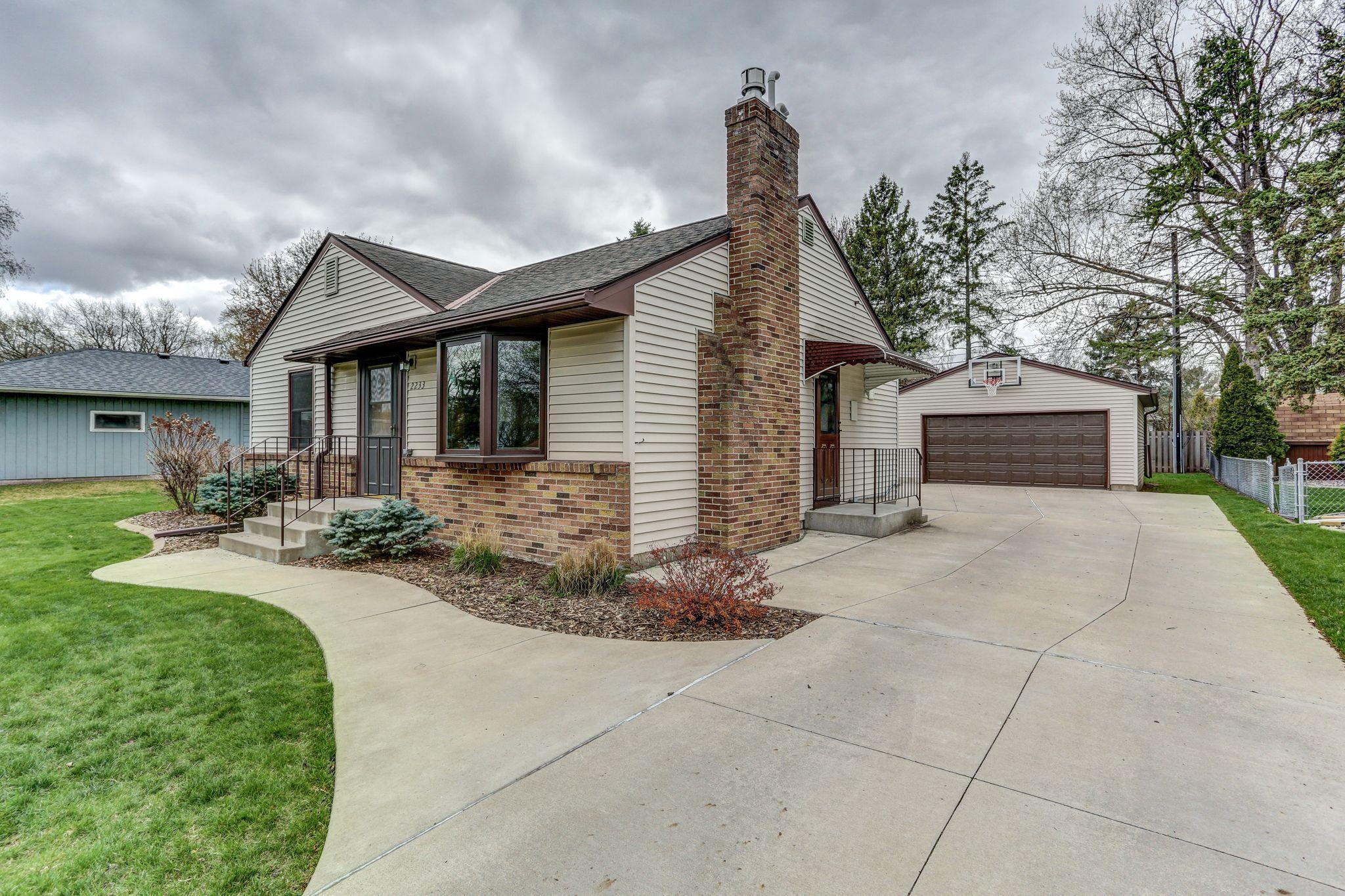 View of Residential at 2233 Fernwood Street, Roseville MN 55113, Roseville - Mike Wilen | Minnesota Team Real Estate