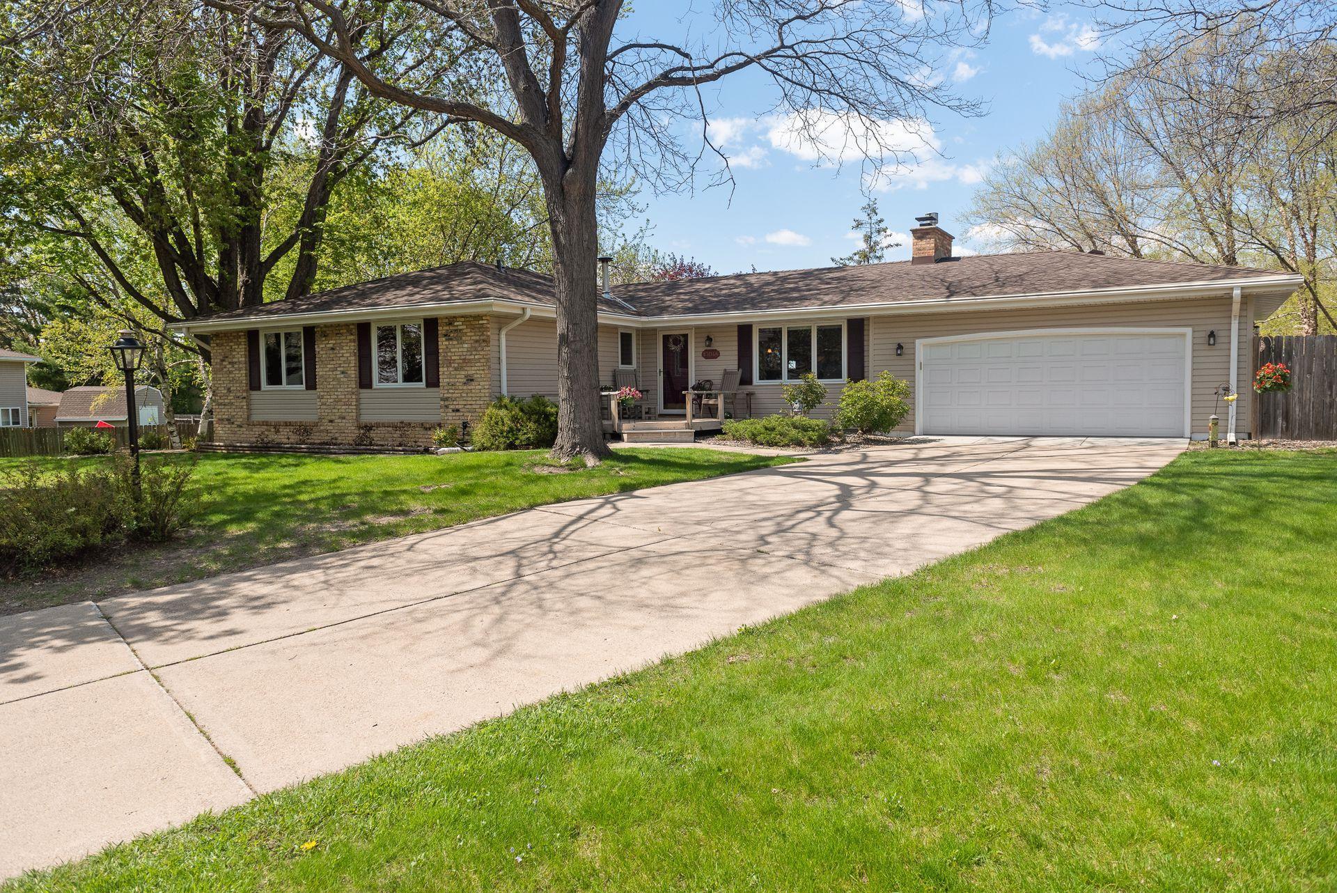 View of Residential at 10048 Nord Road, Bloomington MN 55437, Bloomington - Mike Wilen | Minnesota Team Real Estate