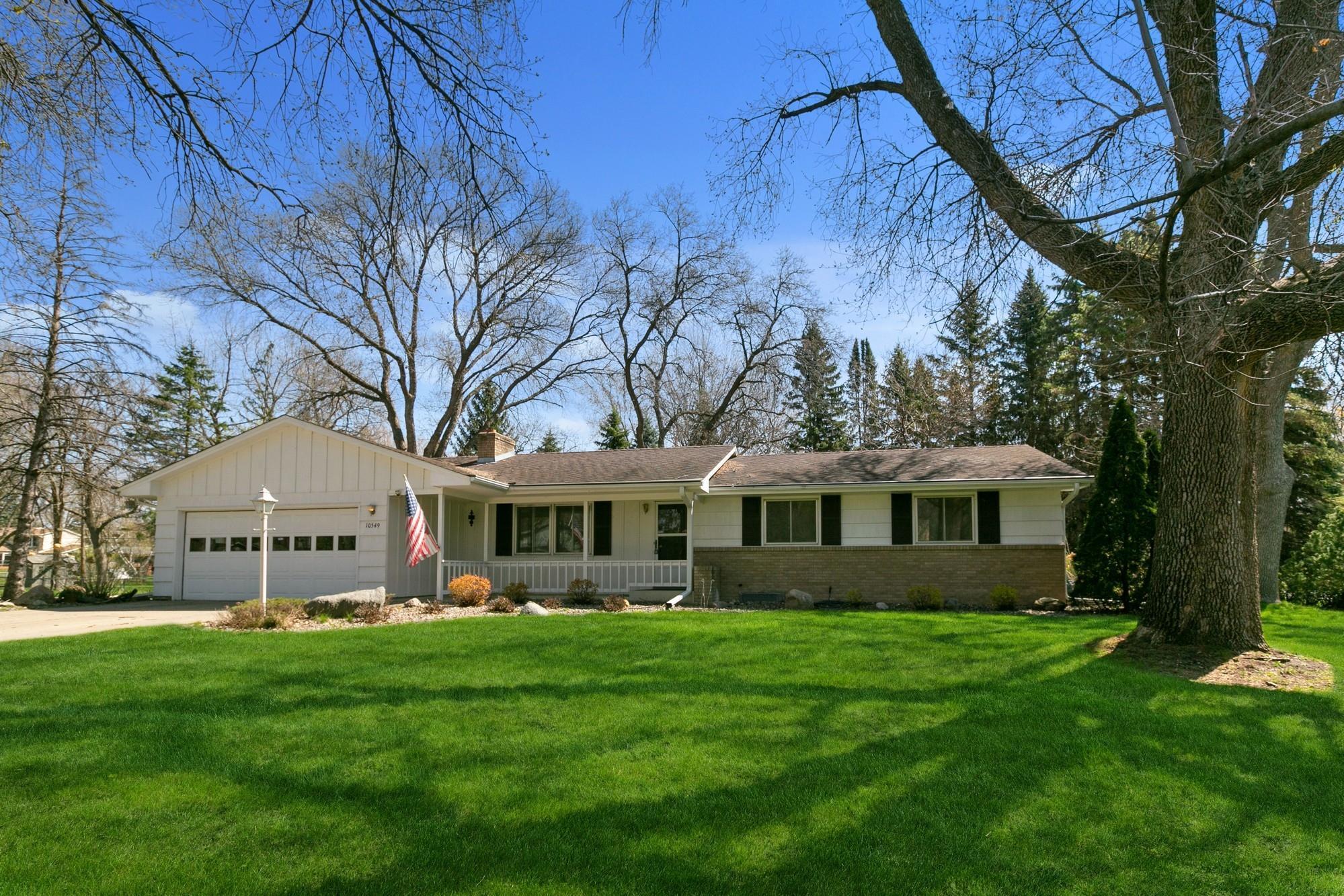 View of Residential at 10549 Nesbitt Avenue, Bloomington MN 55437, Bloomington - Mike Wilen | Minnesota Team Real Estate