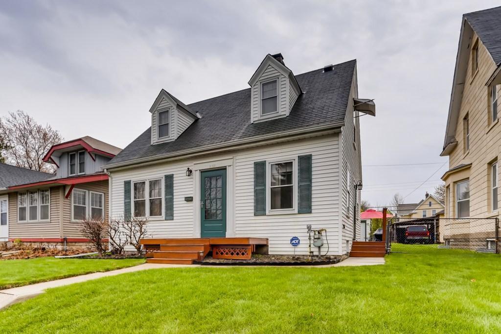 View of Residential at 110 Rose Avenue, Saint Paul MN 55117, Saint Paul - Mike Wilen | Minnesota Team Real Estate