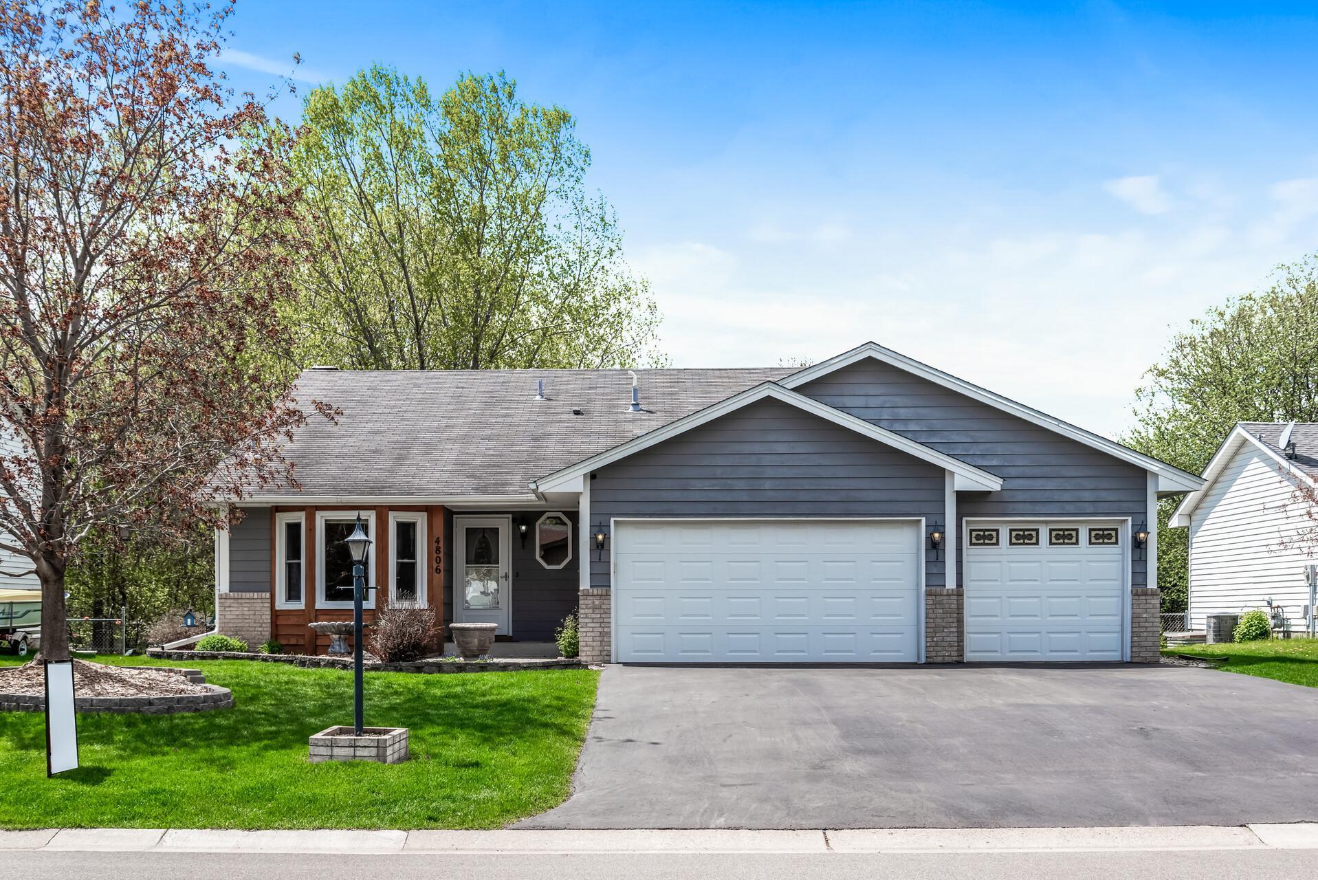 View of Residential at 4806 Heather Ridge Road, Oakdale MN 55128, Oakdale - Mike Wilen | Minnesota Team Real Estate