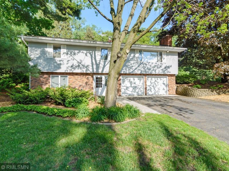 View of Residential at 15609 Randall Lane, Minnetonka MN 55345, Minnetonka - Mike Wilen | Minnesota Team Real Estate