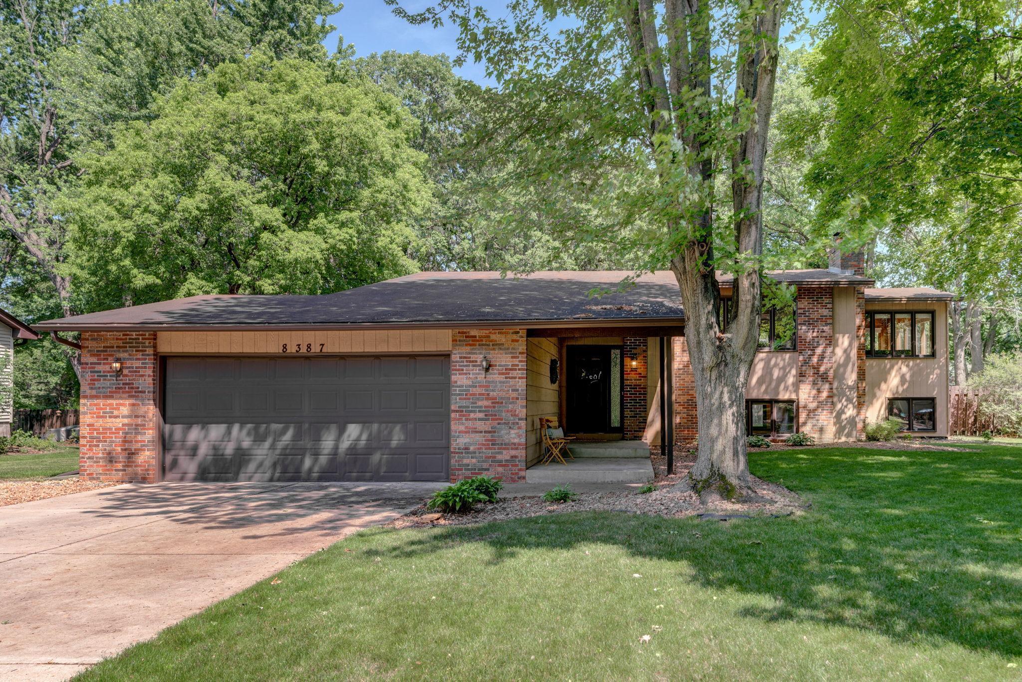 View of Residential at 8387 Pleasant View Drive, Mounds View MN 55112, Mounds View - Mike Wilen | Minnesota Team Real Estate