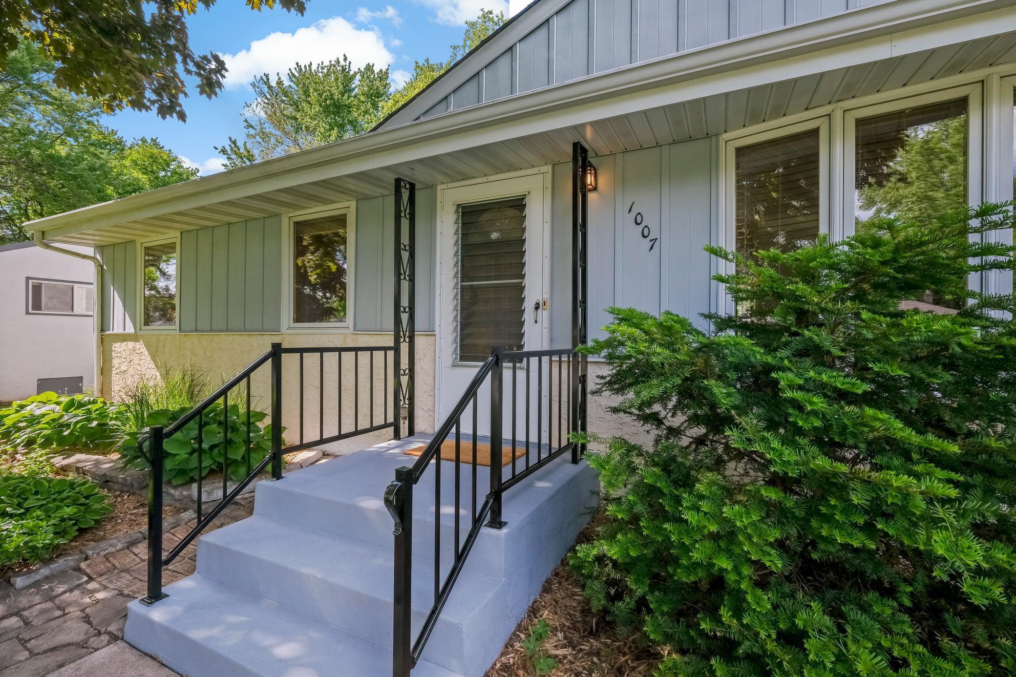 View of Residential at 1007 Edgewater Avenue, Shoreview MN 55126, Shoreview - Mike Wilen | Minnesota Team Real Estate