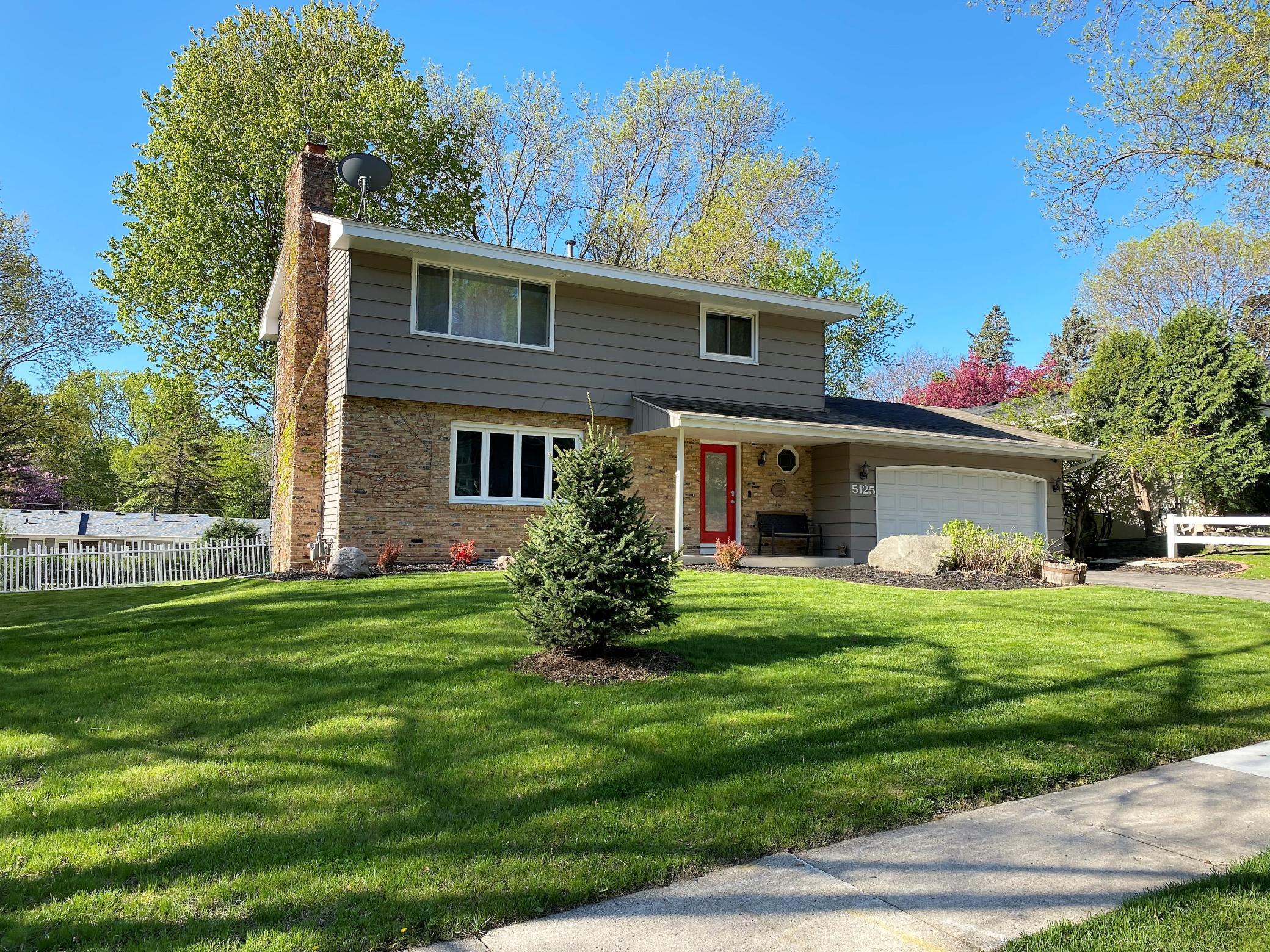 View of Residential at 5125 Heritage Hills Drive, Bloomington MN 55437, Bloomington - Mike Wilen | Minnesota Team Real Estate