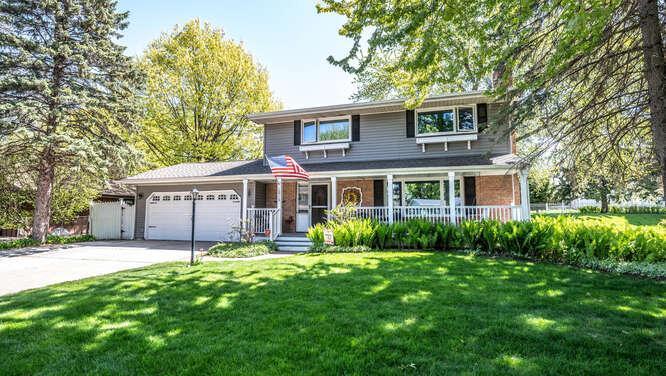 View of Residential at 10719 27th Avenue, Burnsville MN 55337, Burnsville - Mike Wilen | Minnesota Team Real Estate