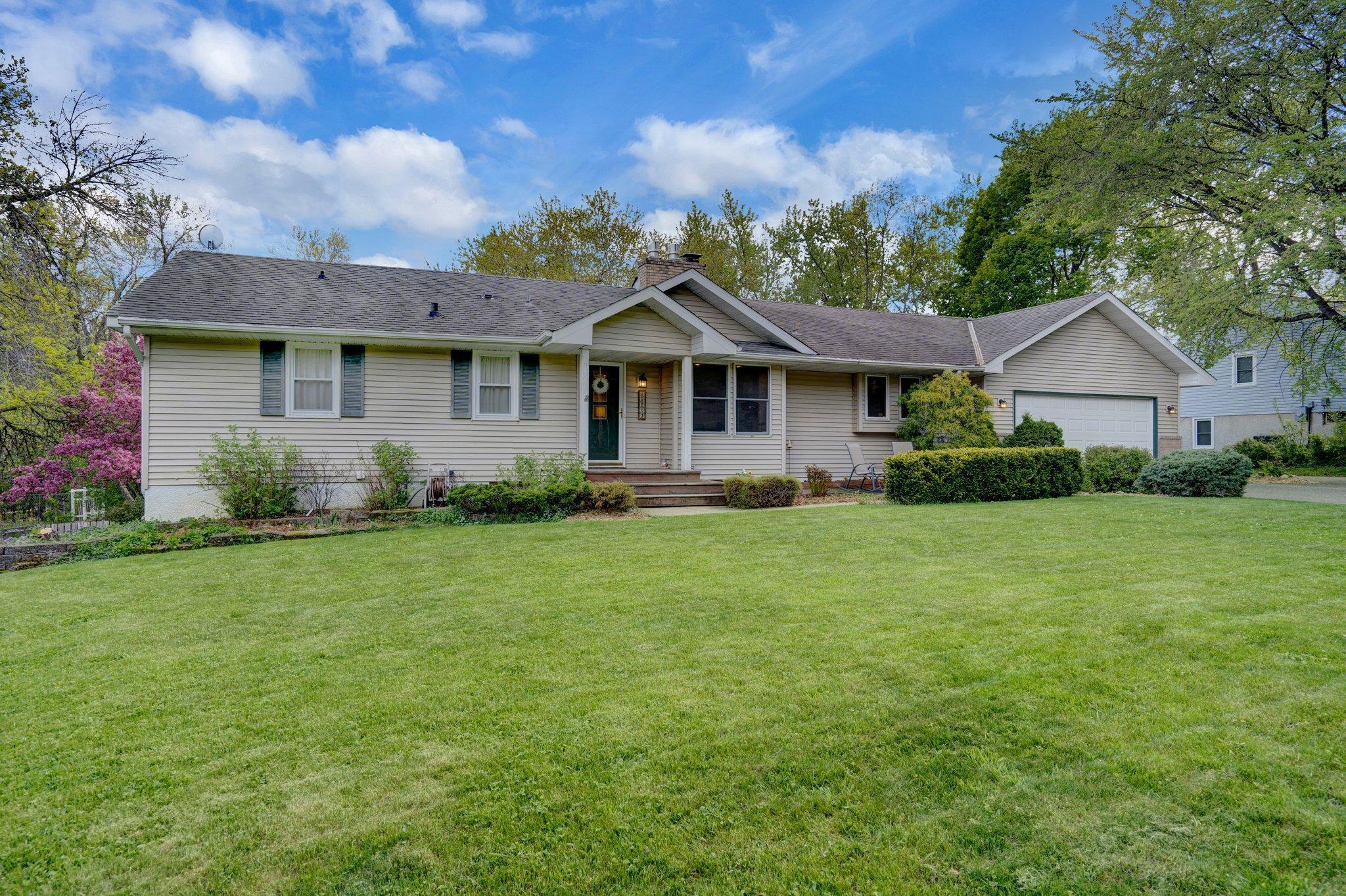 View of Residential at 15607 Oak Ridge Road, Eden Prairie MN 55346, Eden Prairie - Mike Wilen | Minnesota Team Real Estate