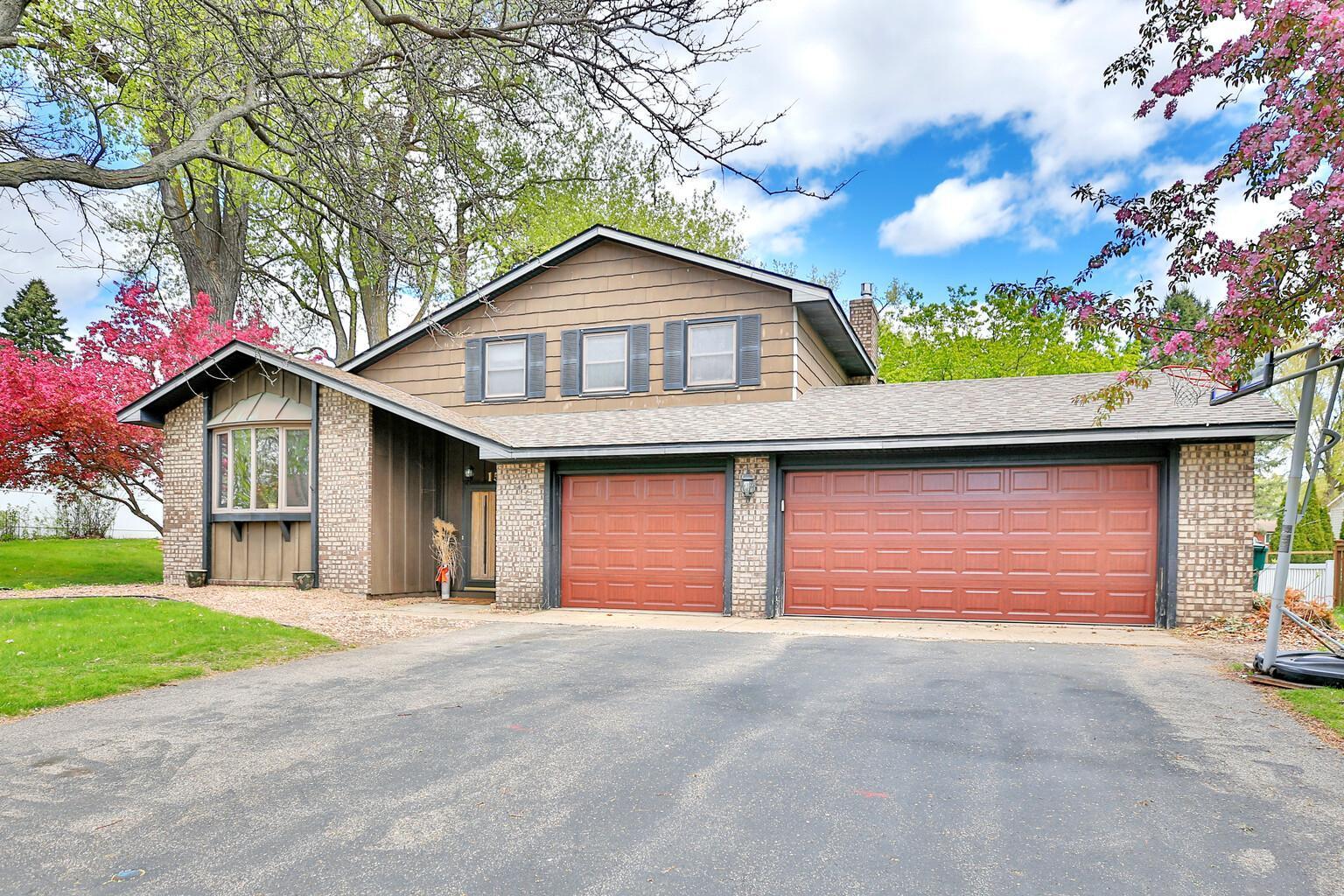 View of Residential at 1527 Rockstone Lane, New Brighton MN 55112, New Brighton - Mike Wilen | Minnesota Team Real Estate