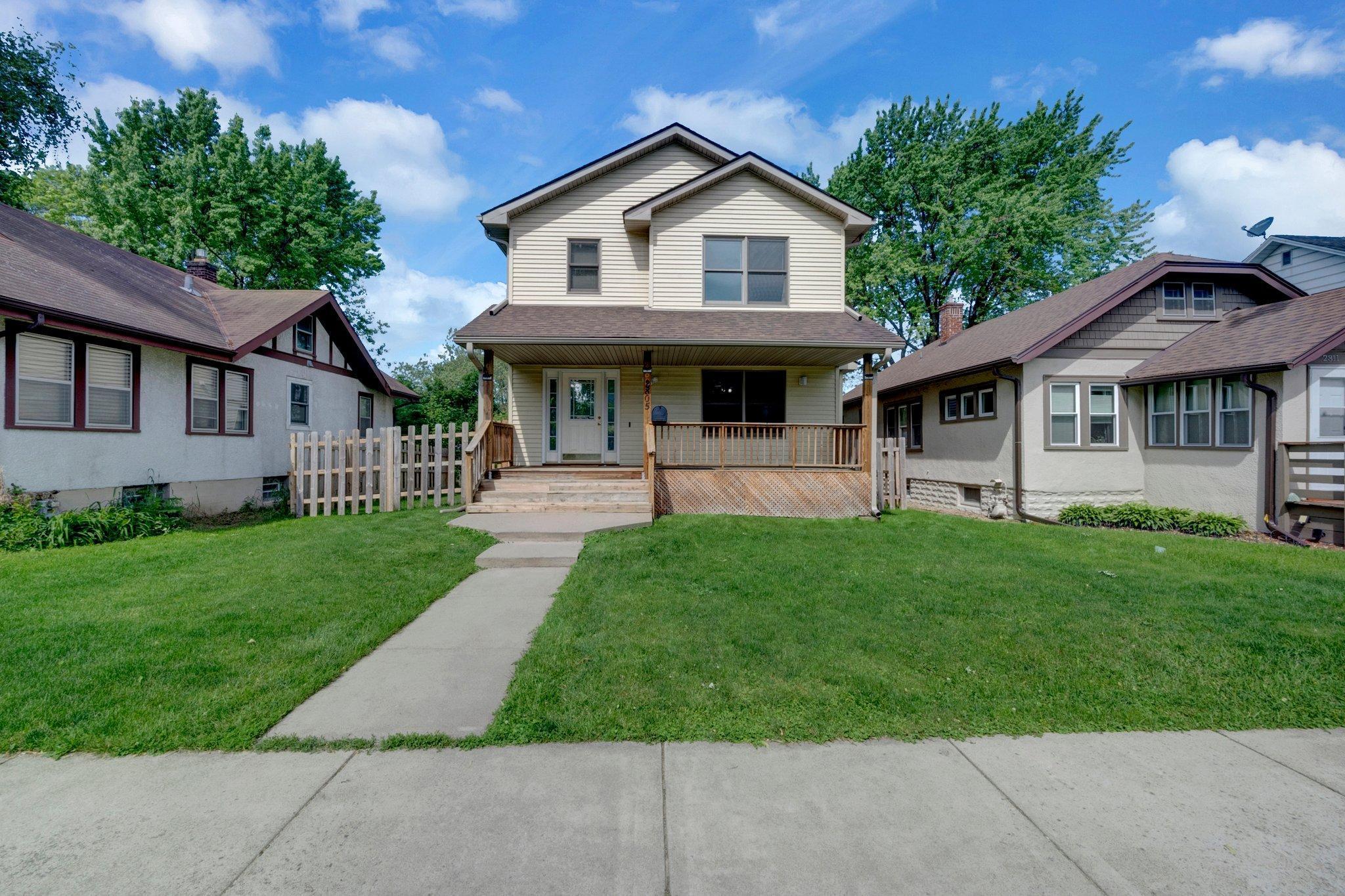 View of Residential at 2805 Humboldt Avenue, Minneapolis MN 55411, Minneapolis - Mike Wilen | Minnesota Team Real Estate