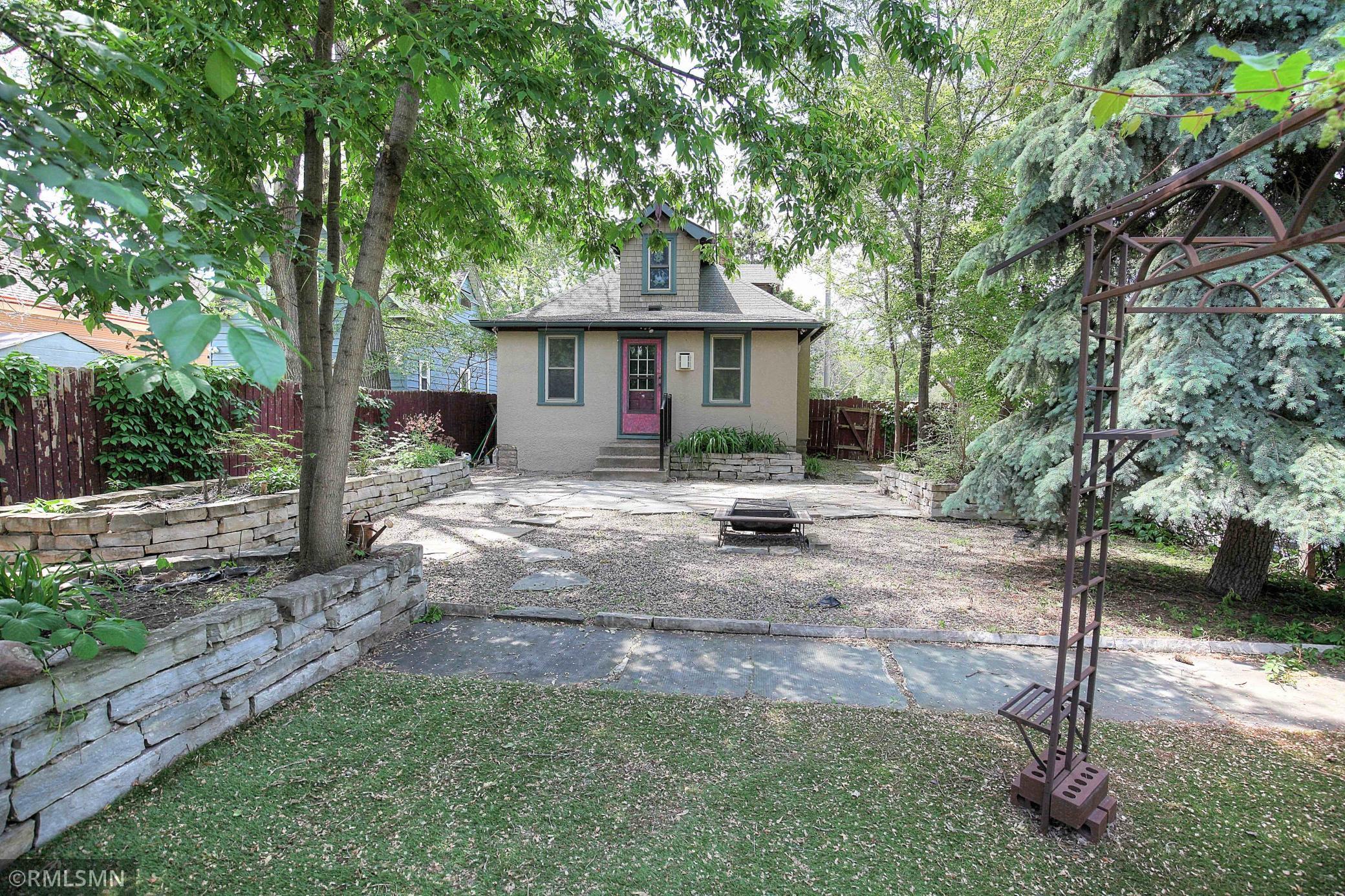 View of Residential at 418 Earl Street, Saint Paul MN 55106, Saint Paul - Mike Wilen | Minnesota Team Real Estate
