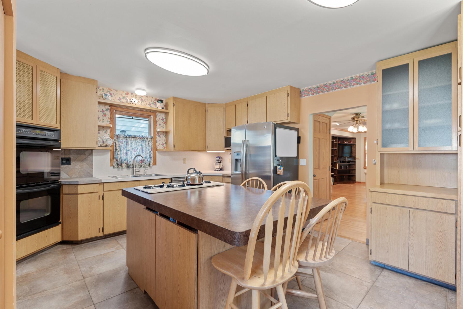 View of Residential at 1303 Avon Street, Saint Paul MN 55117, Saint Paul - Mike Wilen | Minnesota Team Real Estate