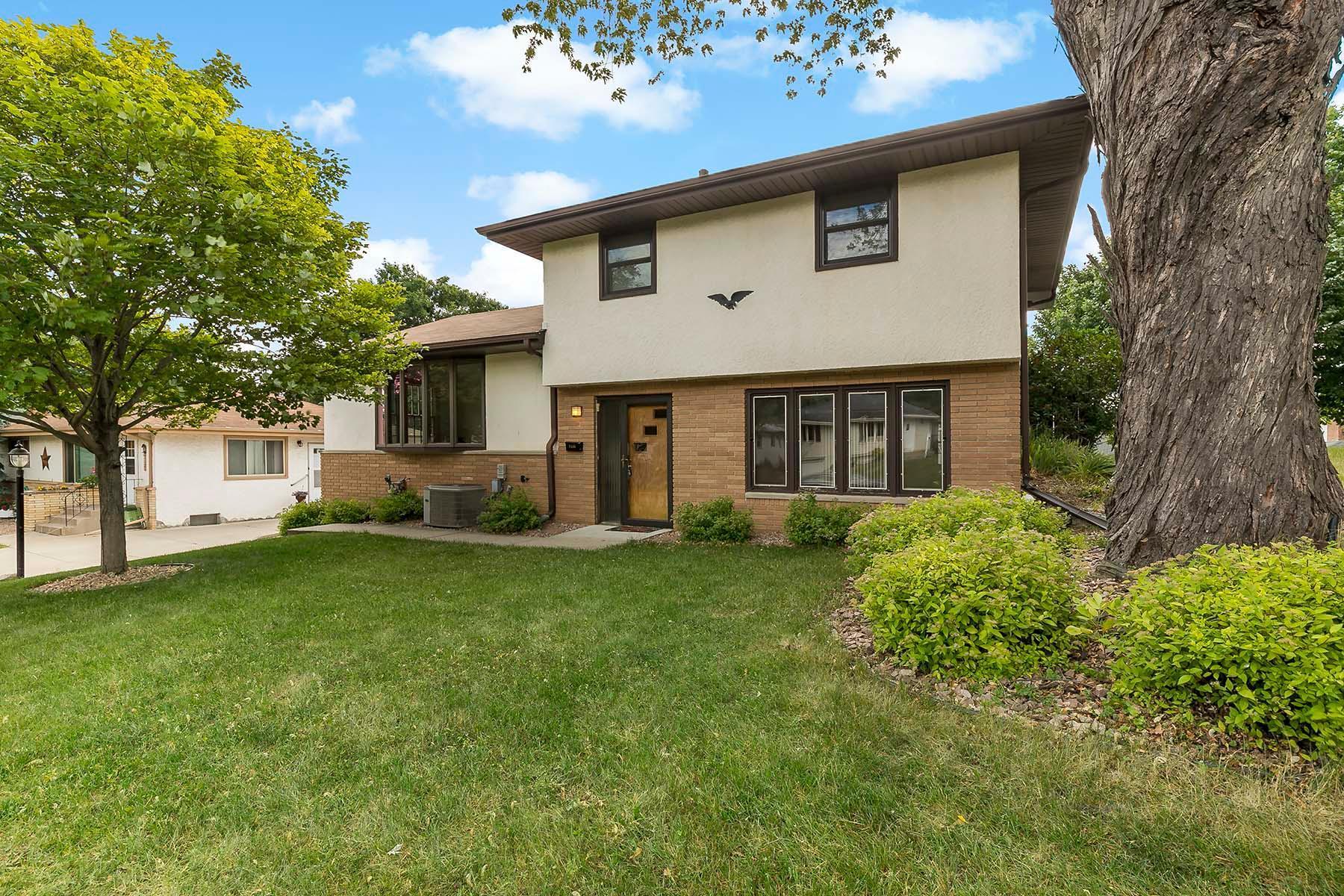View of Residential at 1133 8th Avenue, South Saint Paul MN 55075, South Saint Paul - Mike Wilen | Minnesota Team Real Estate