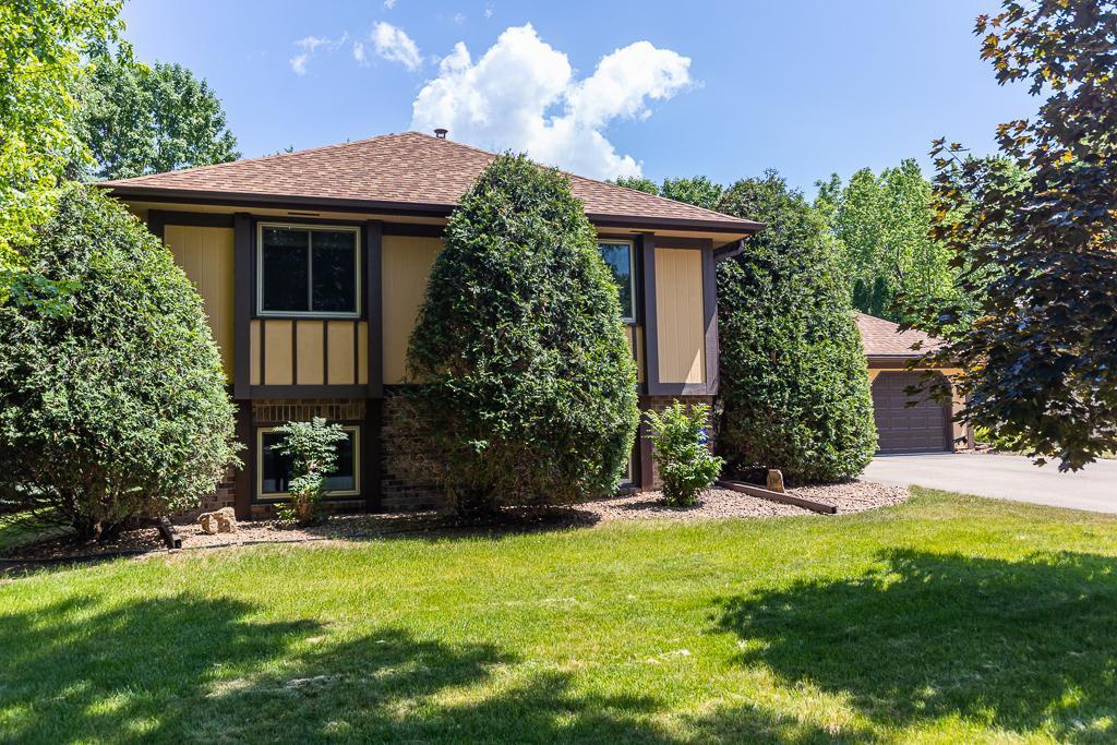 View of Residential at 8233 Oregon Road, Bloomington MN 55438, Bloomington - Mike Wilen | Minnesota Team Real Estate