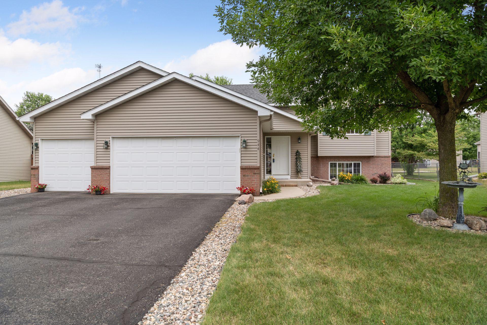 View of Residential at 944 Walnut Street, Belle Plaine MN 56011, Belle Plaine - Mike Wilen | Minnesota Team Real Estate