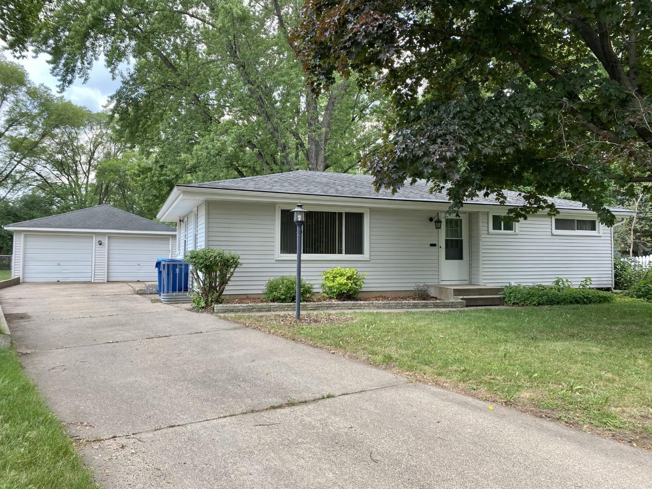 View of Residential at 2346 Wells Wood Curve, Bloomington MN 55431, Bloomington - Mike Wilen | Minnesota Team Real Estate