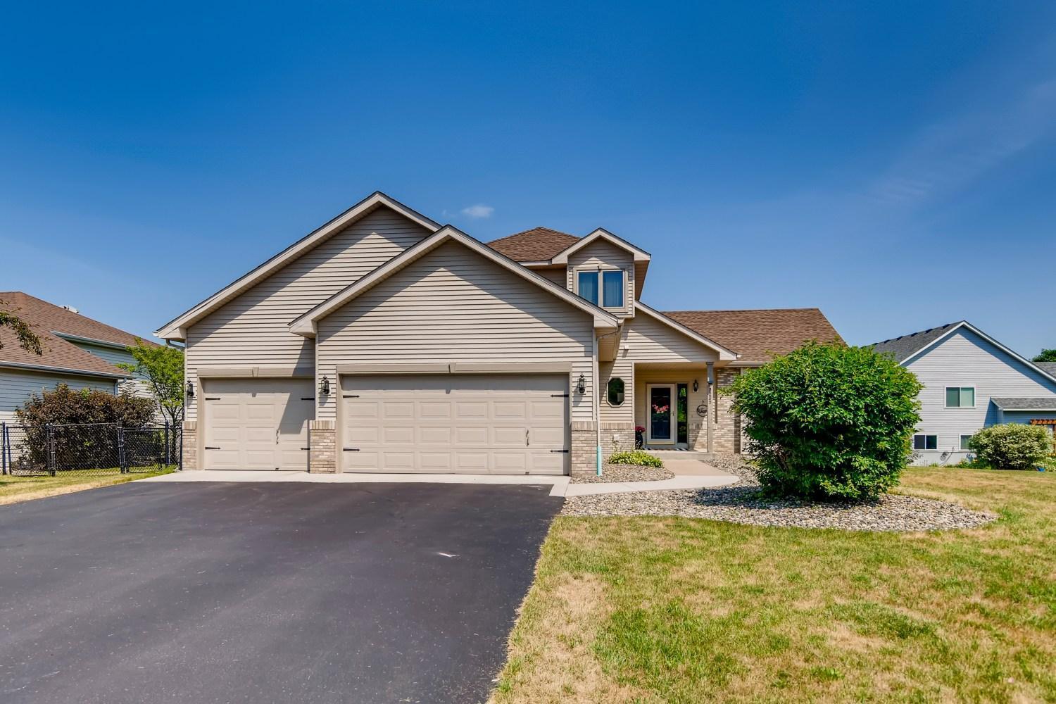 View of Residential at 3285 White Oaks Lane, Woodbury MN 55125, Woodbury - Mike Wilen | Minnesota Team Real Estate