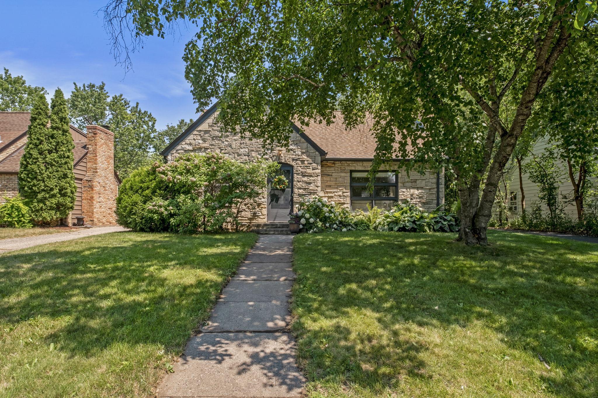 View of Residential at 2737 Raleigh Avenue, Saint Louis Park MN 55416, Saint Louis Park - Mike Wilen | Minnesota Team Real Estate