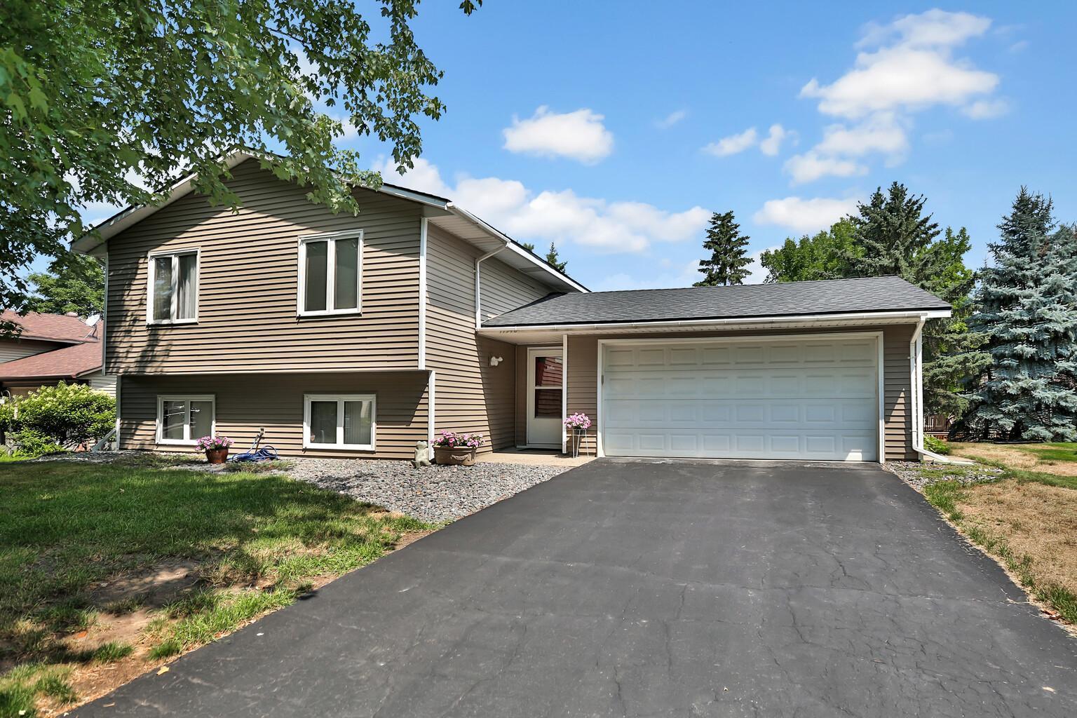 View of Residential at 11948 Pendleton Court, Eden Prairie MN 55347, Eden Prairie - Mike Wilen | Minnesota Team Real Estate