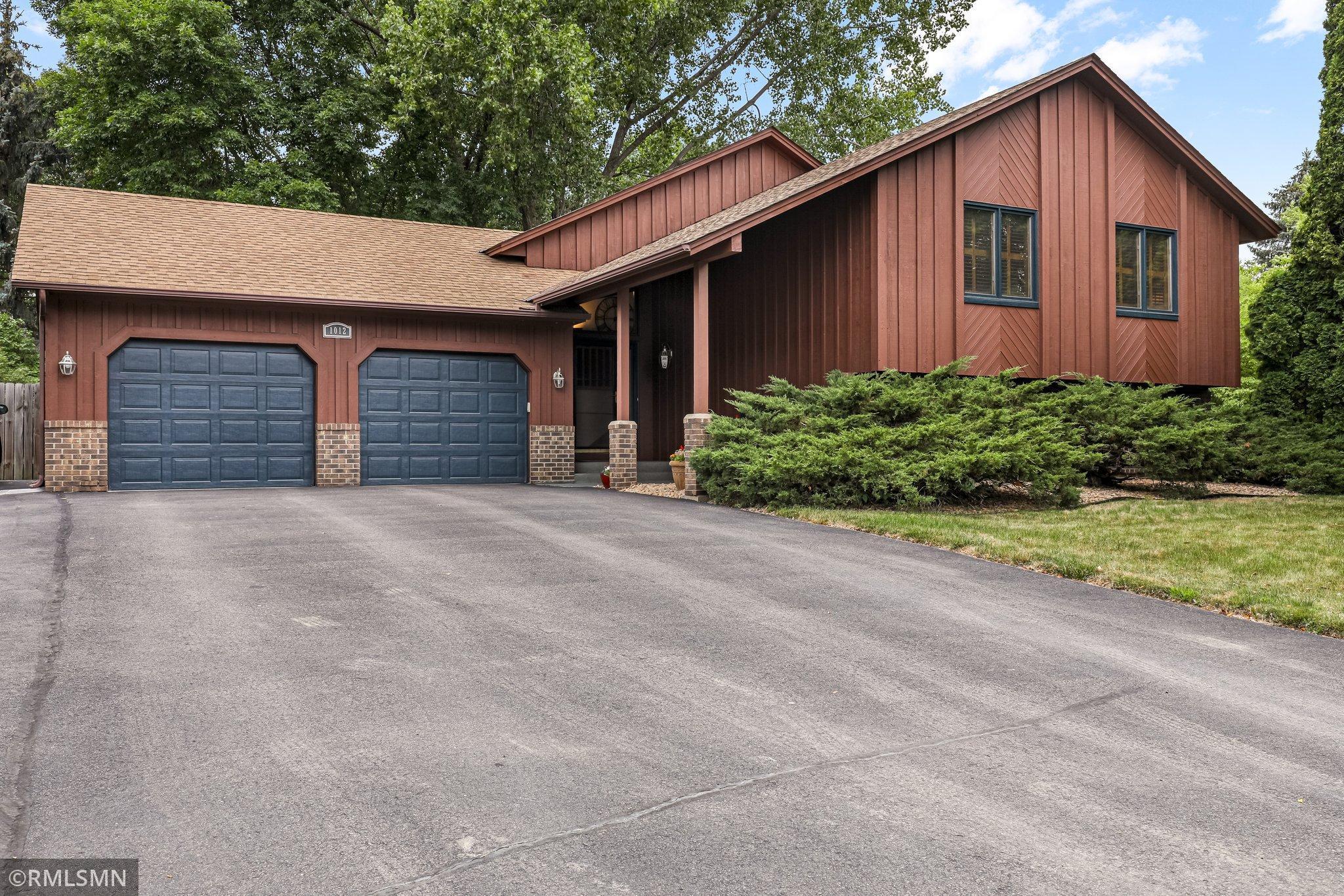 View of Residential at 1012 April Place, Burnsville MN 55306, Burnsville - Mike Wilen | Minnesota Team Real Estate